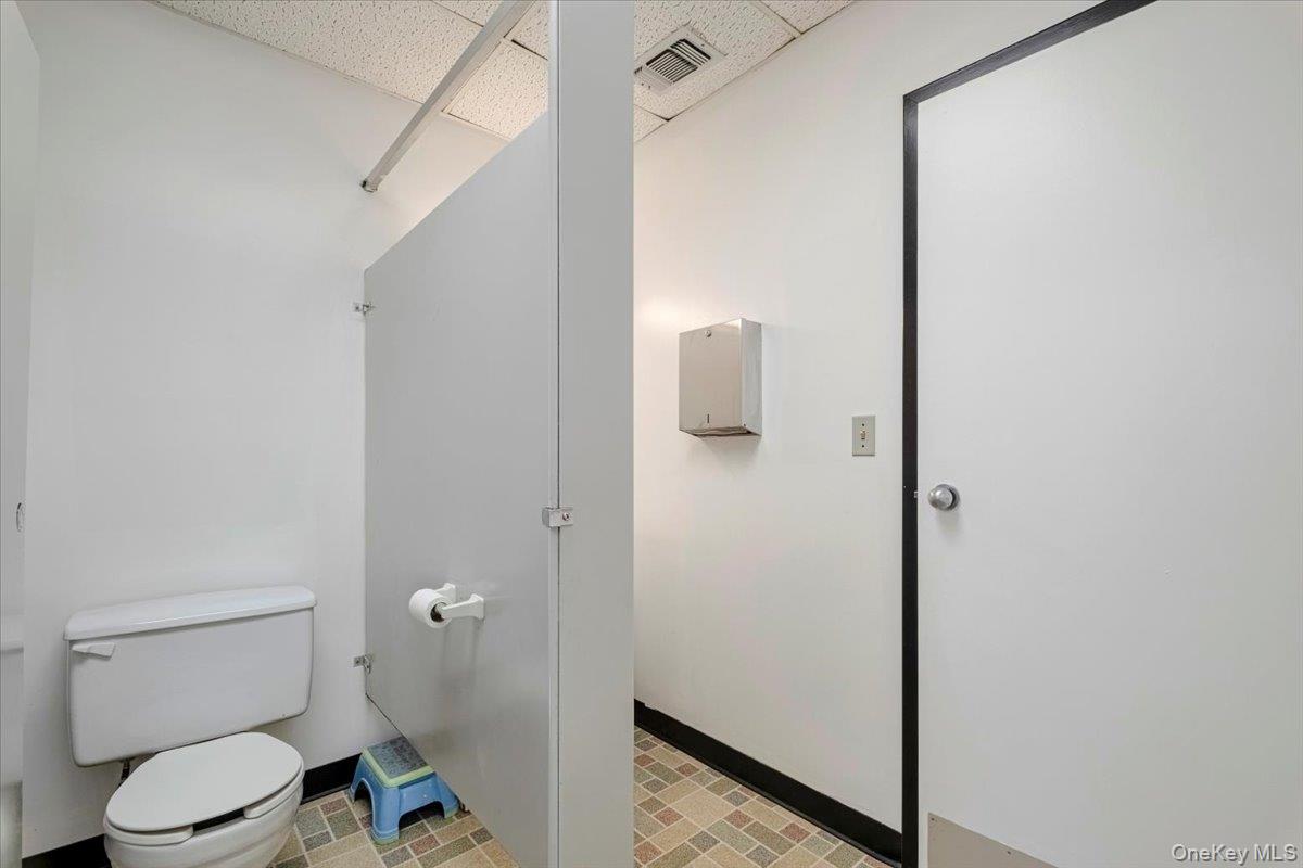 4 Glenna Drive, Carmel, NY 10512