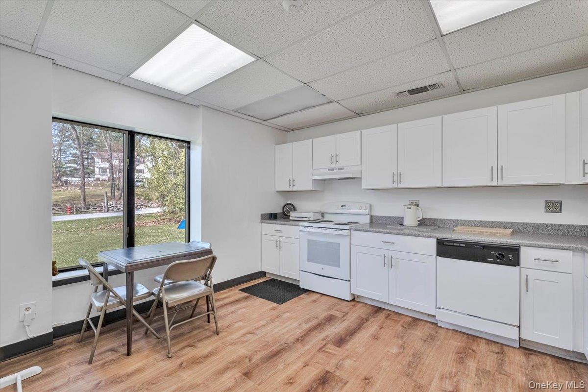 4 Glenna Drive, Carmel, NY 10512