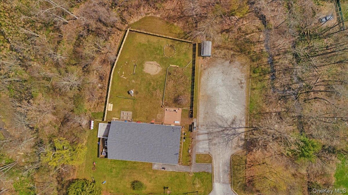 4 Glenna Drive, Carmel, NY 10512