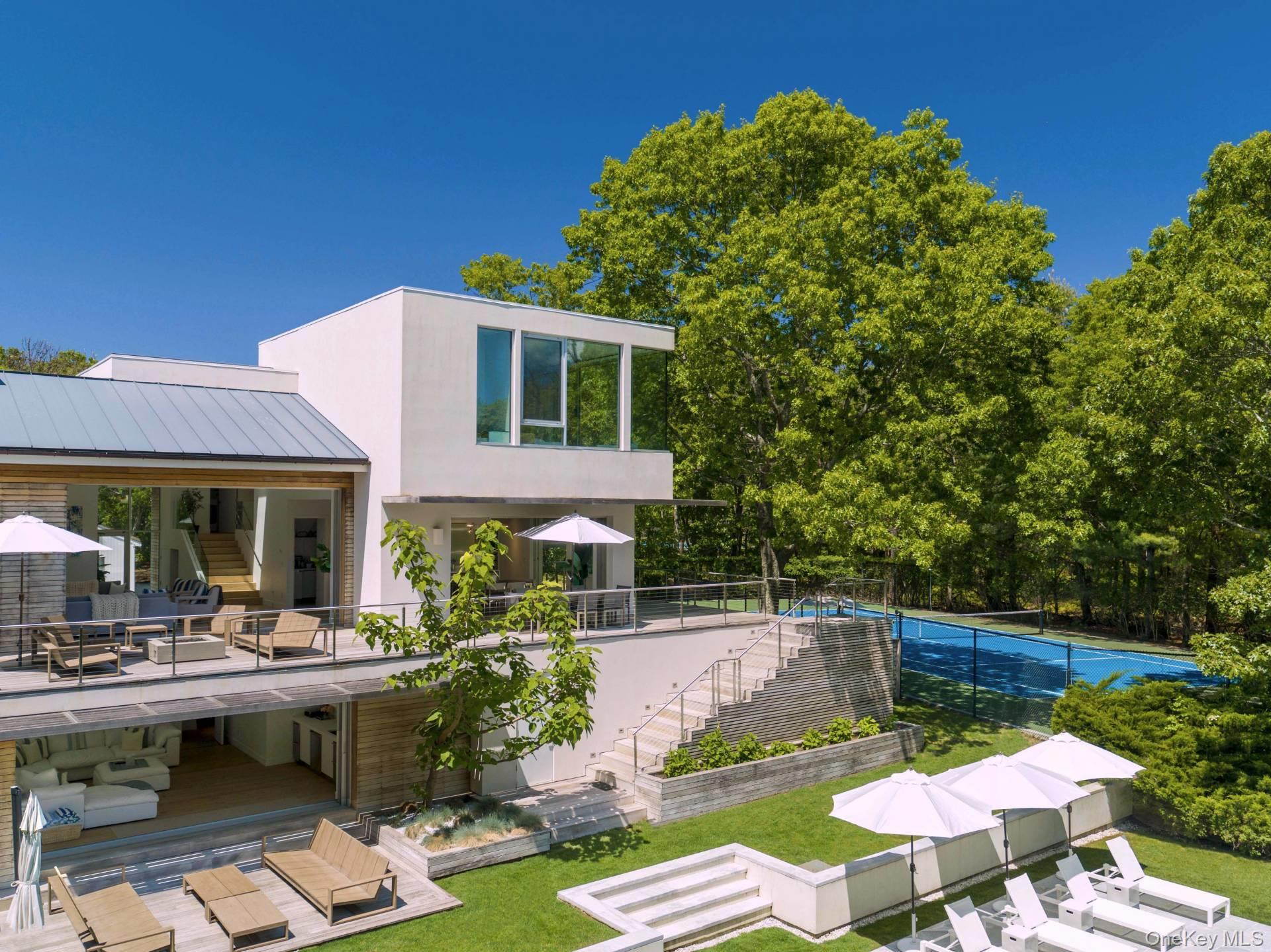 94 Tanager Lane, Water Mill, NY 11976