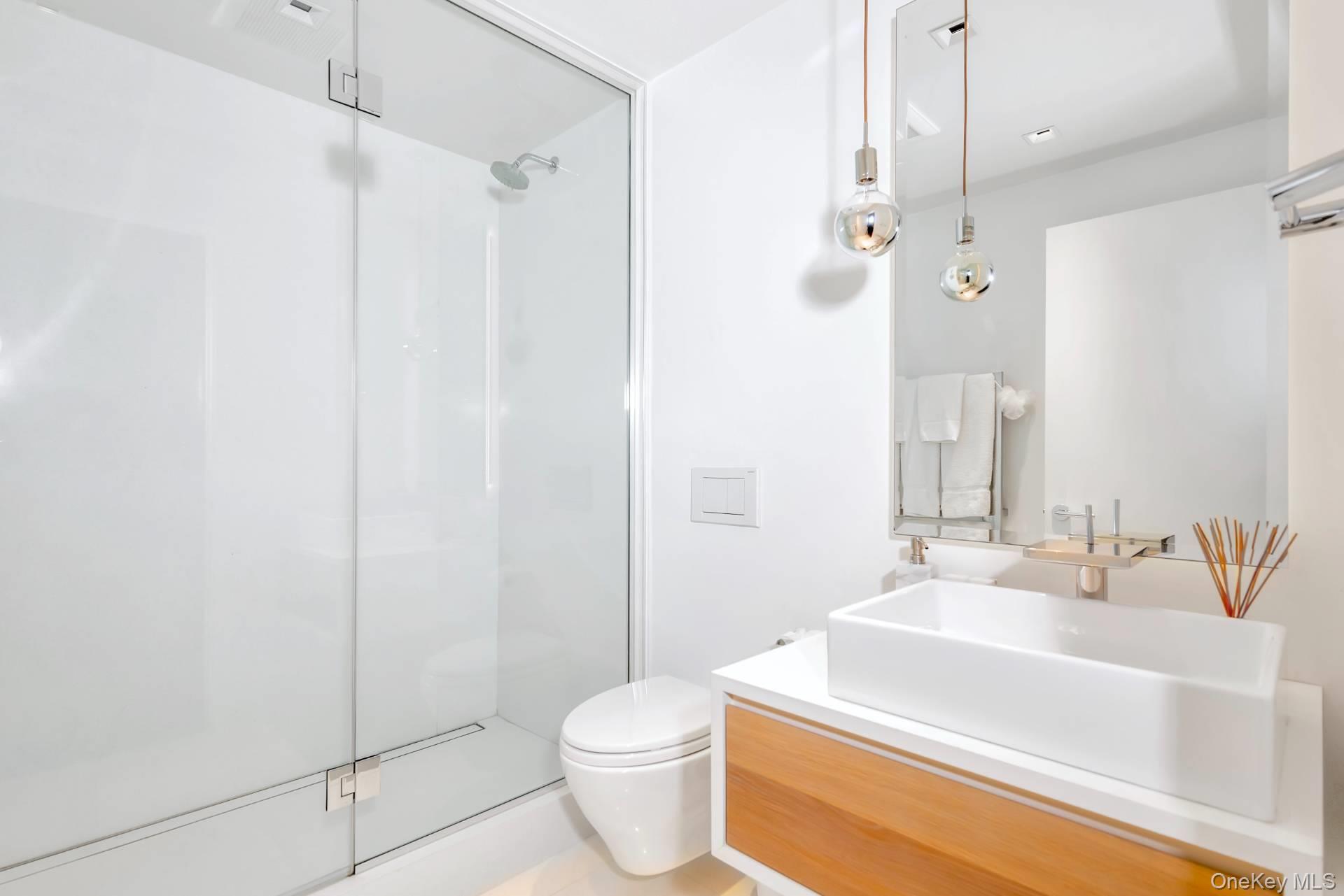 94 Tanager Lane, Water Mill, NY 11976