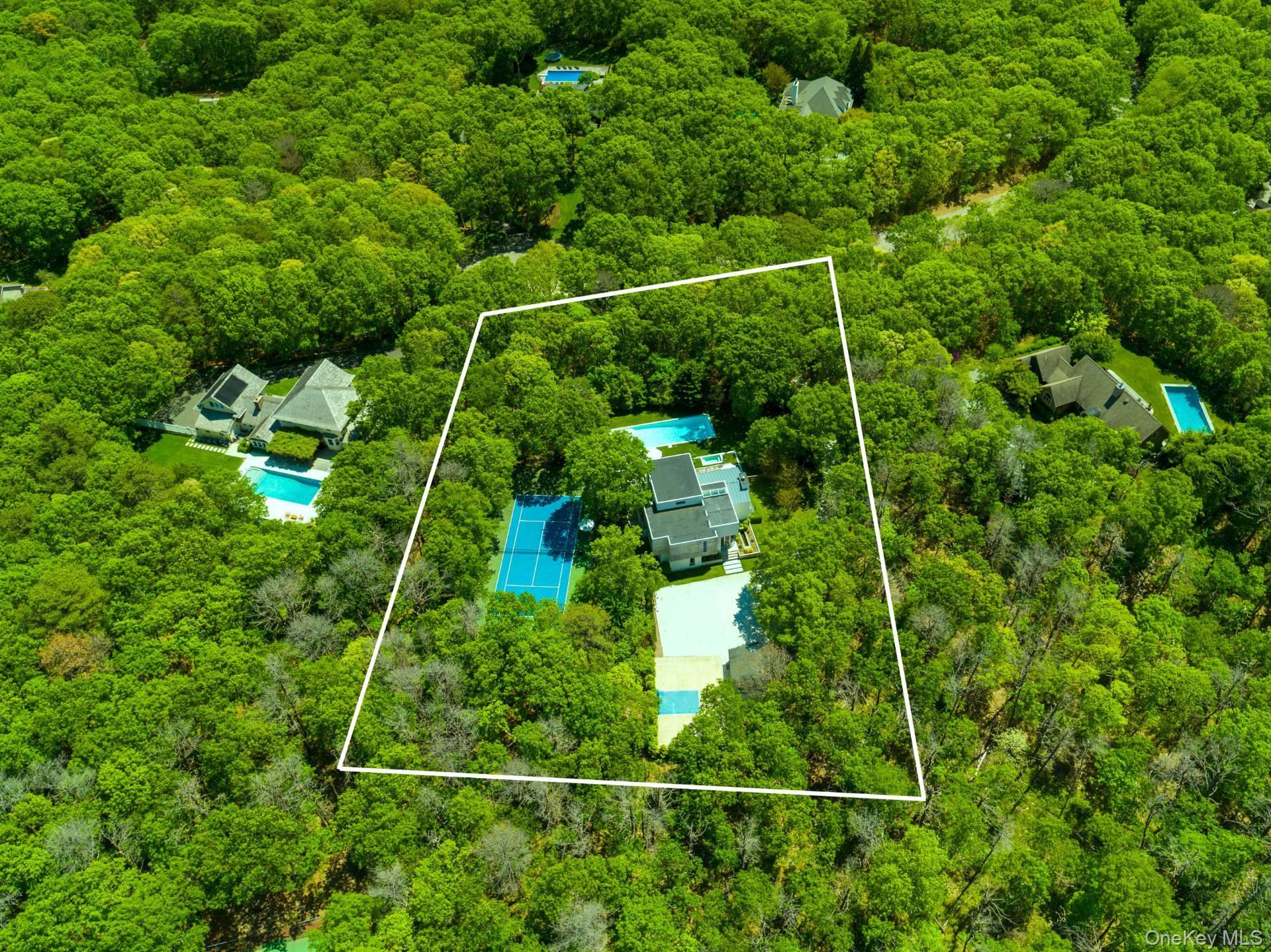 94 Tanager Lane, Water Mill, NY 11976