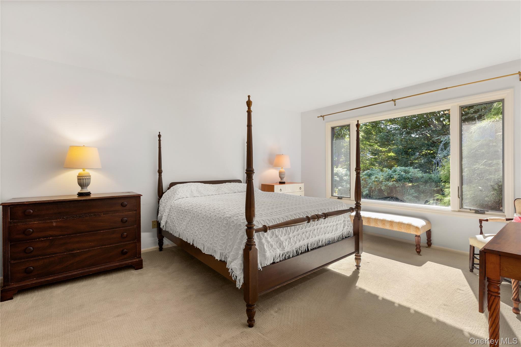 148 Baywoods Lane, Bay Shore, NY 11706