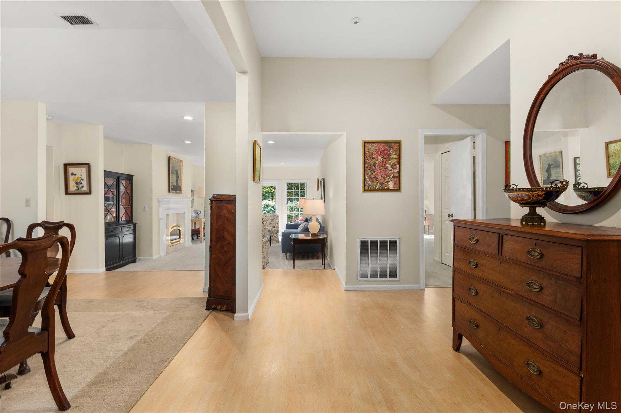 148 Baywoods Lane, Bay Shore, NY 11706