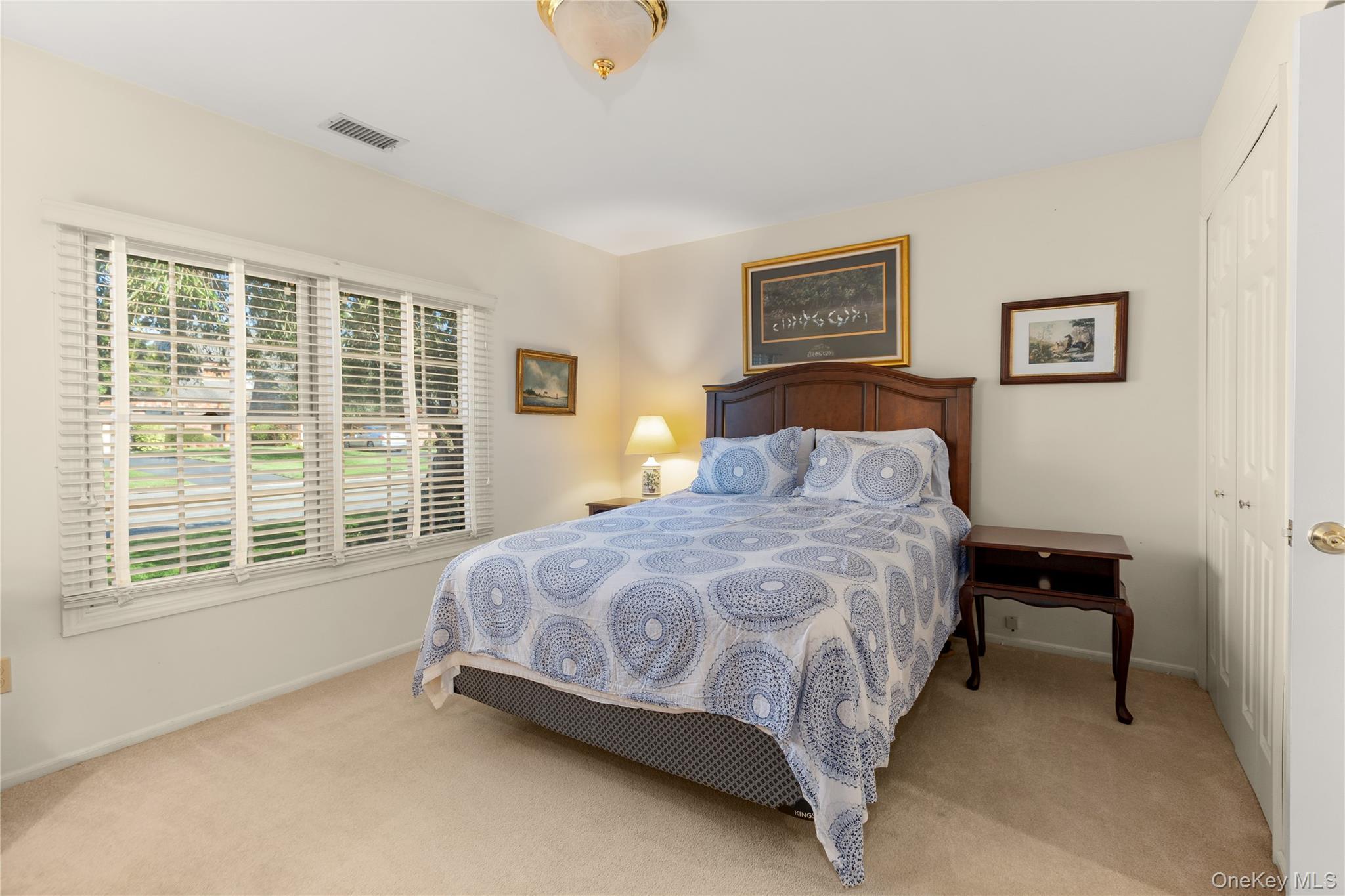 148 Baywoods Lane, Bay Shore, NY 11706