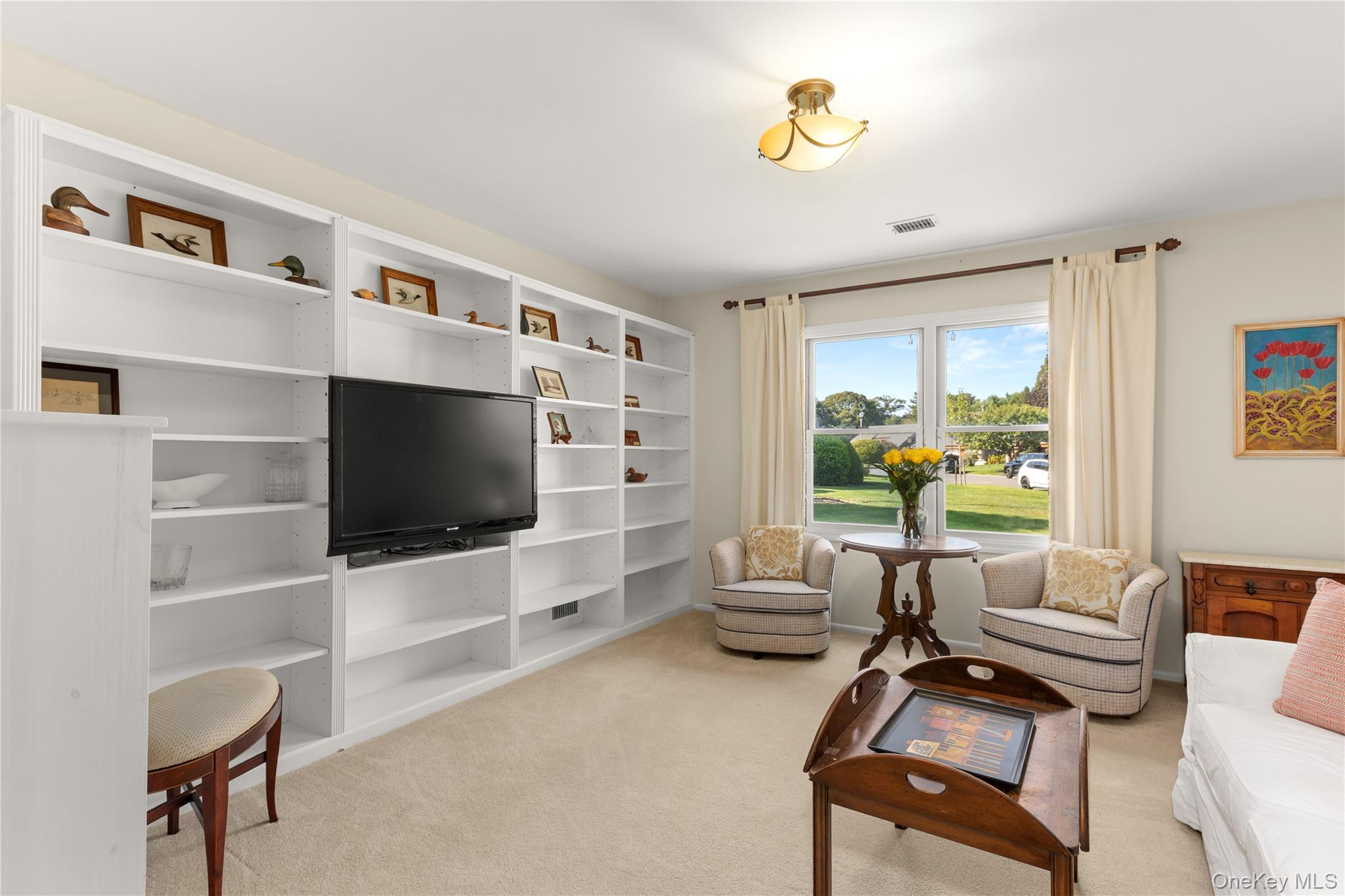 148 Baywoods Lane, Bay Shore, NY 11706