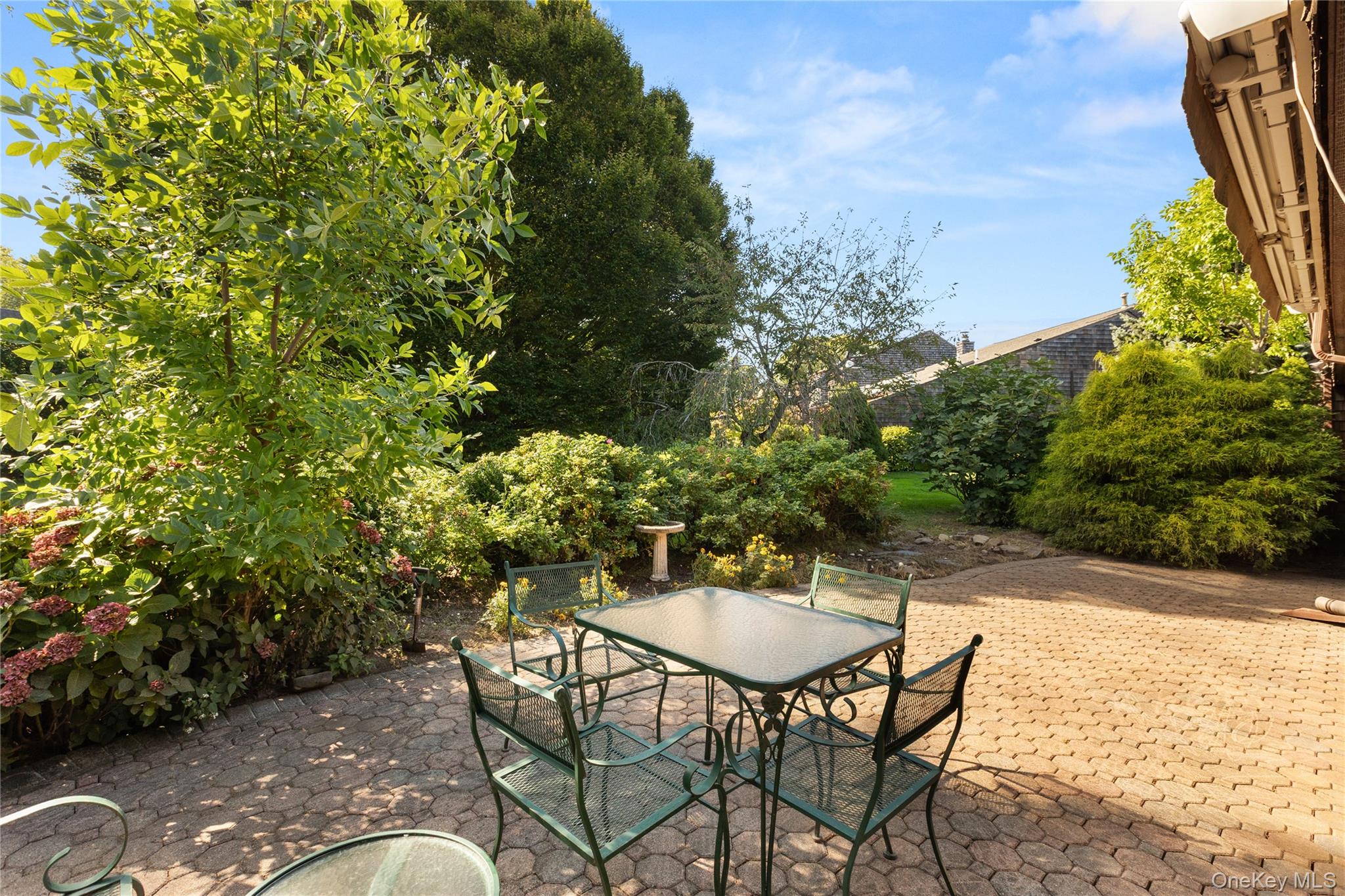 148 Baywoods Lane, Bay Shore, NY 11706