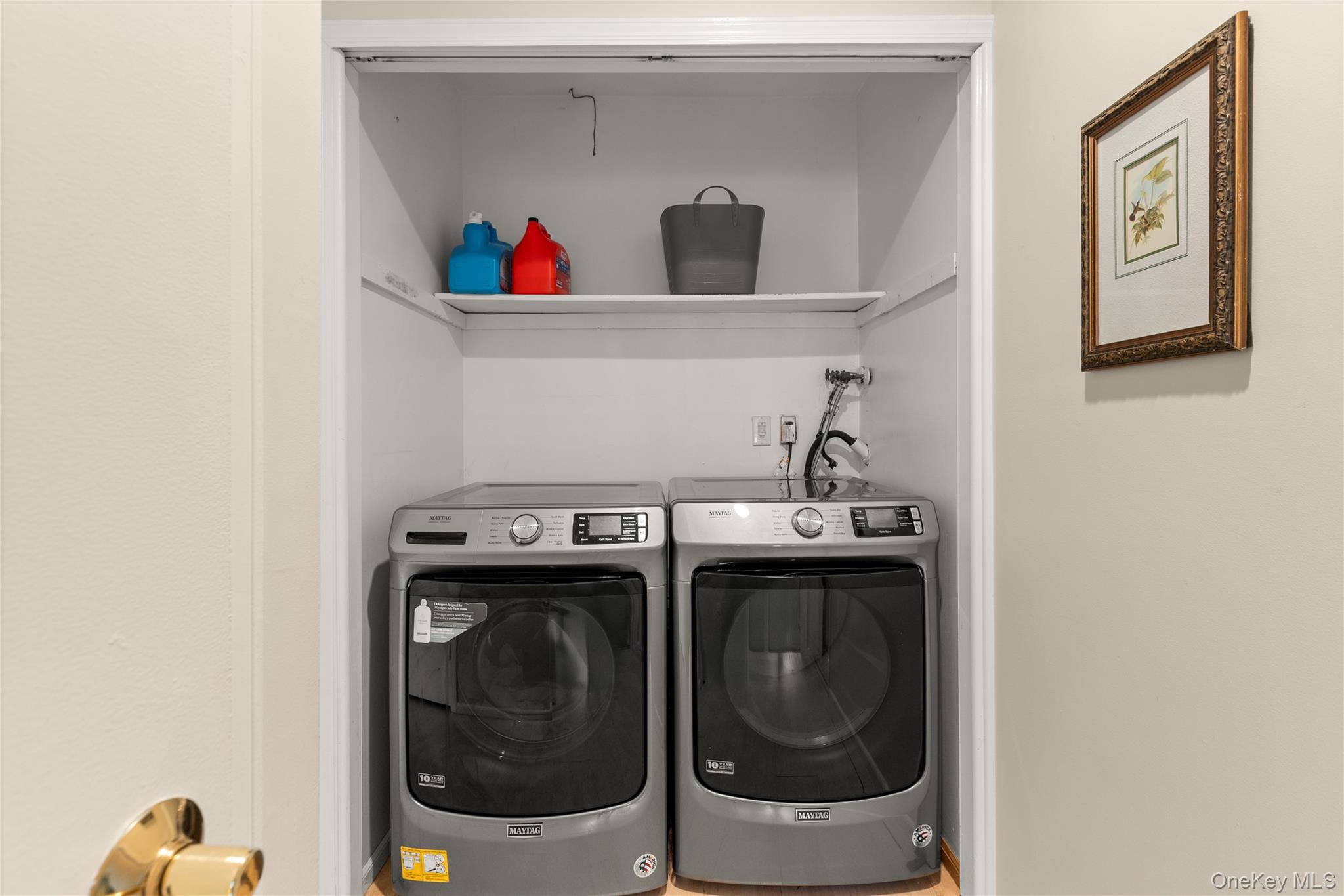 148 Baywoods Lane, Bay Shore, NY 11706