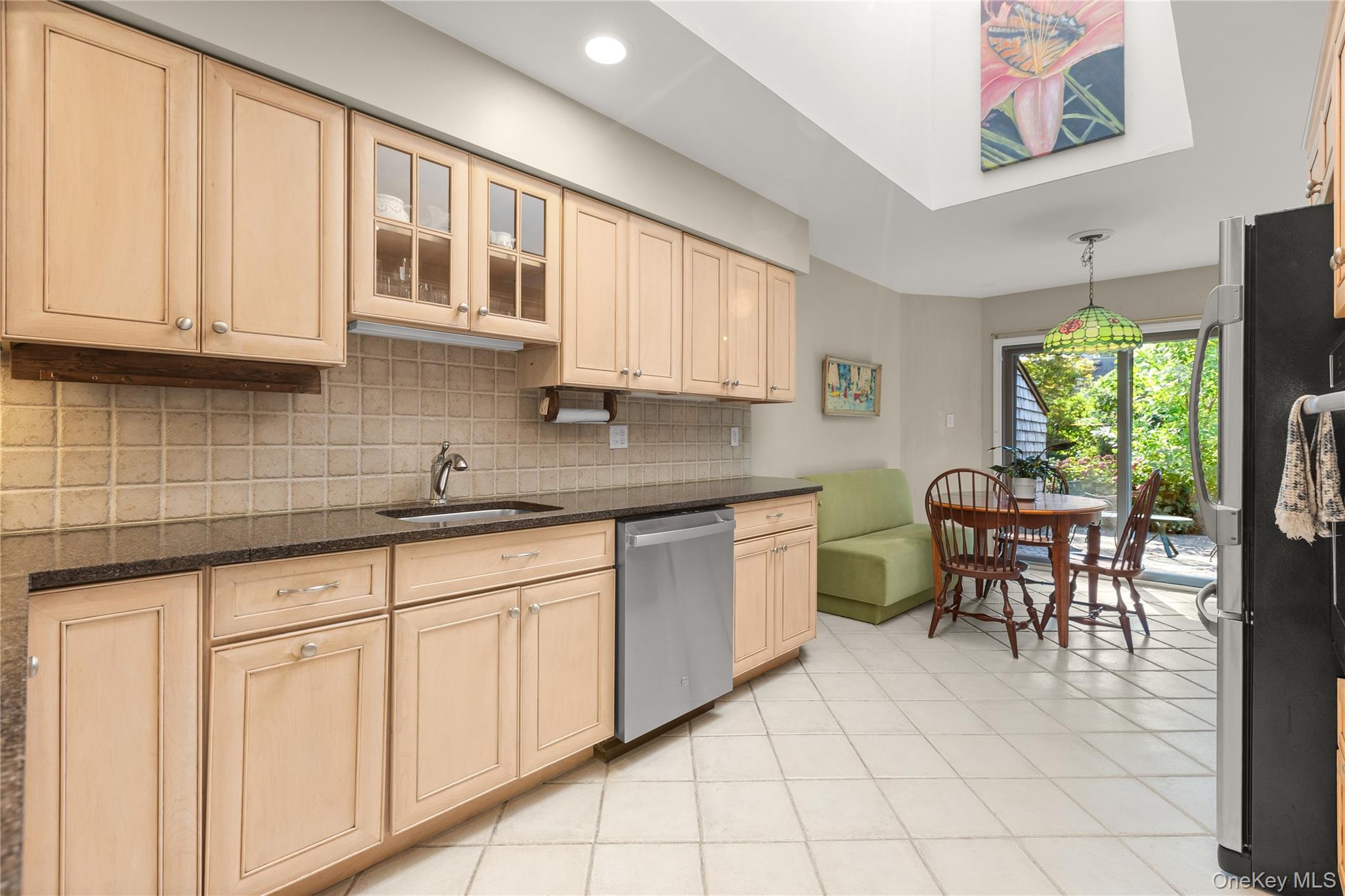 148 Baywoods Lane, Bay Shore, NY 11706