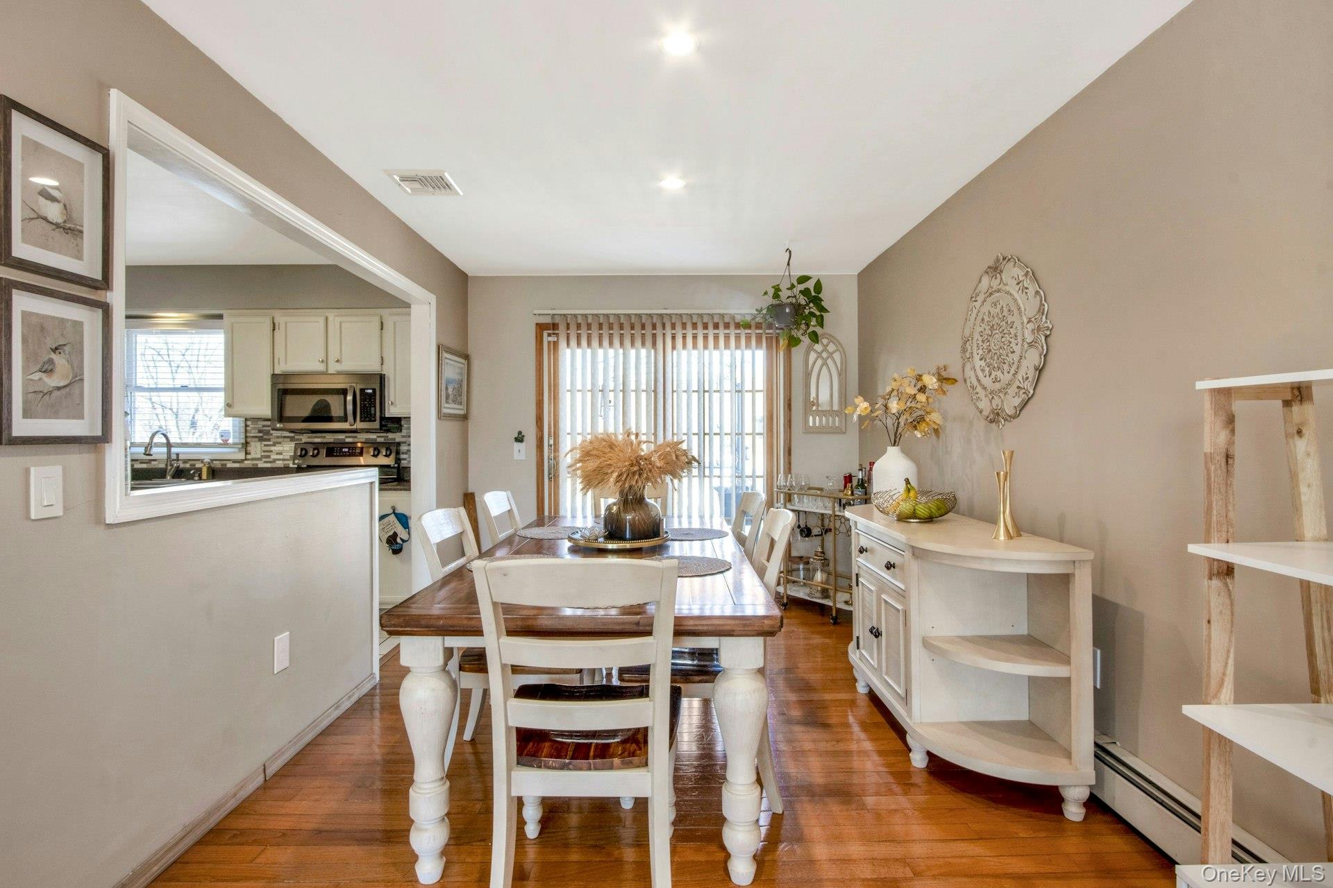 27 Lincoln Drive, Washingtonville, NY 10992