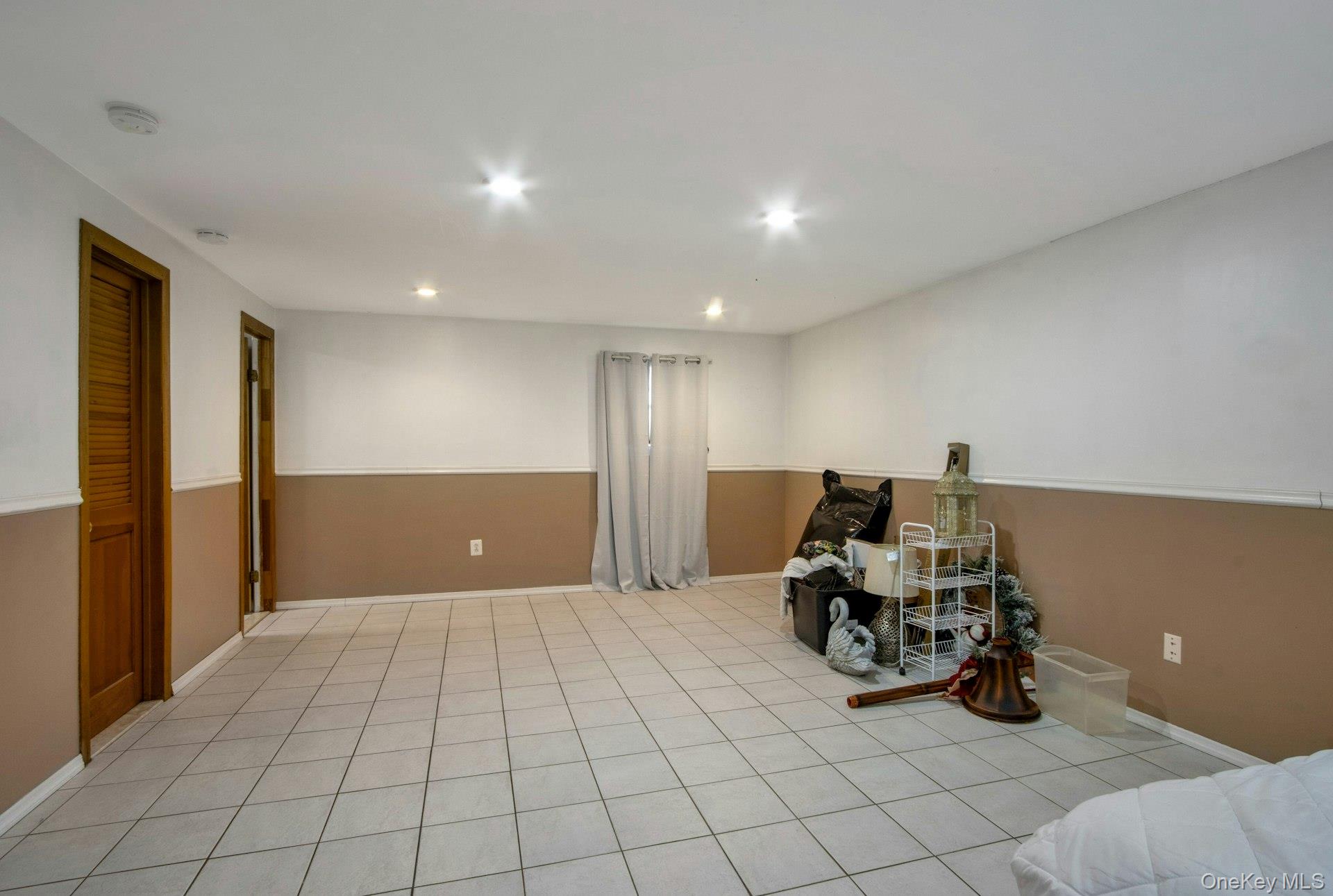 27 Lincoln Drive, Washingtonville, NY 10992