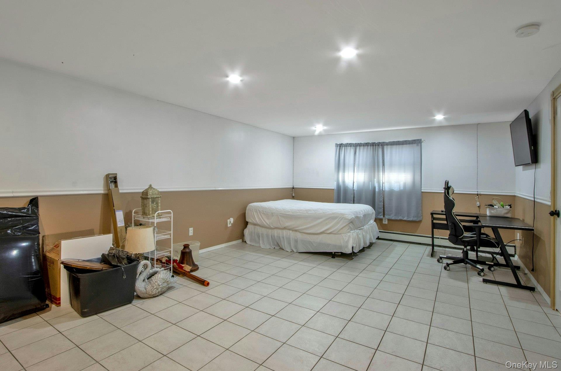 27 Lincoln Drive, Washingtonville, NY 10992