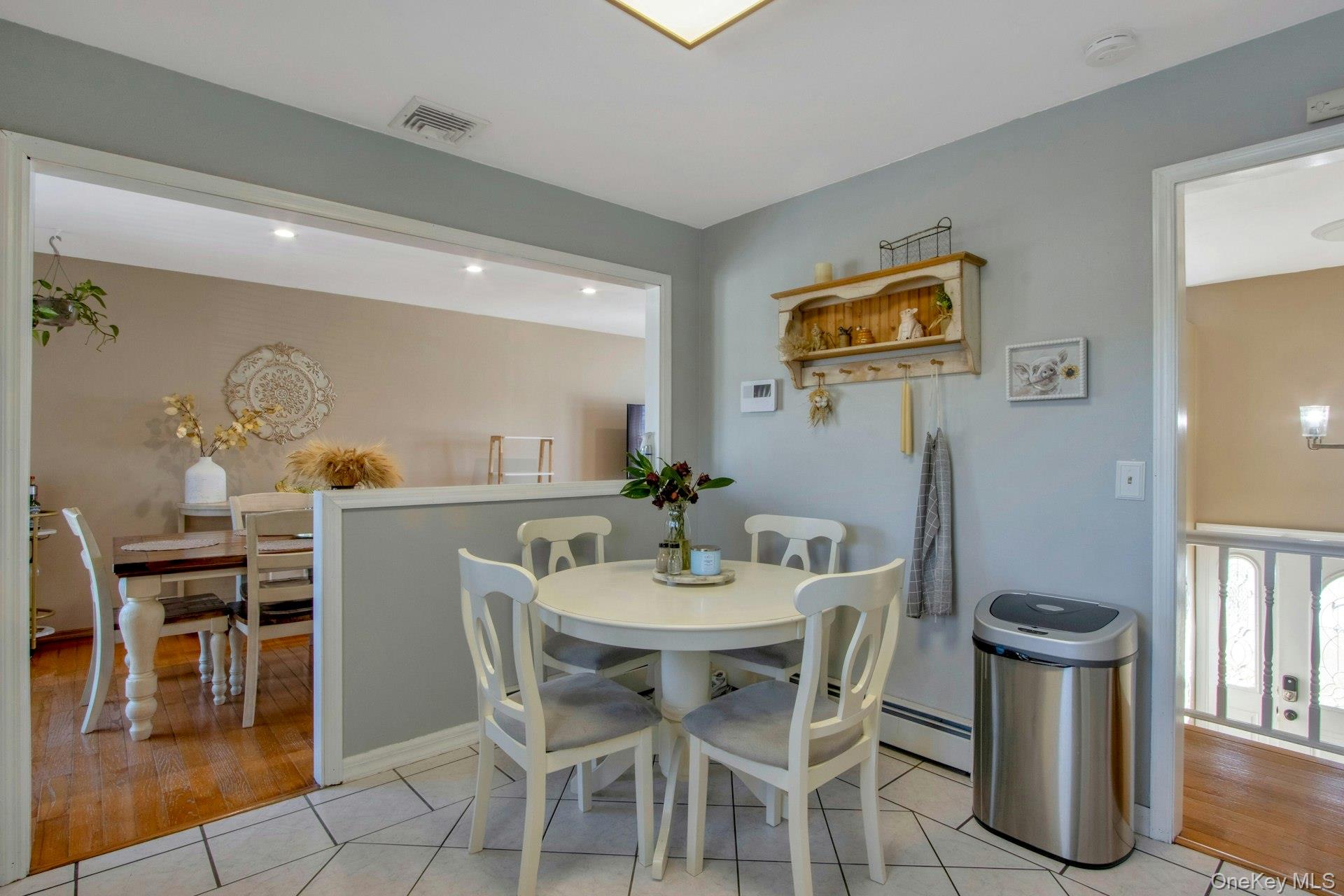 27 Lincoln Drive, Washingtonville, NY 10992