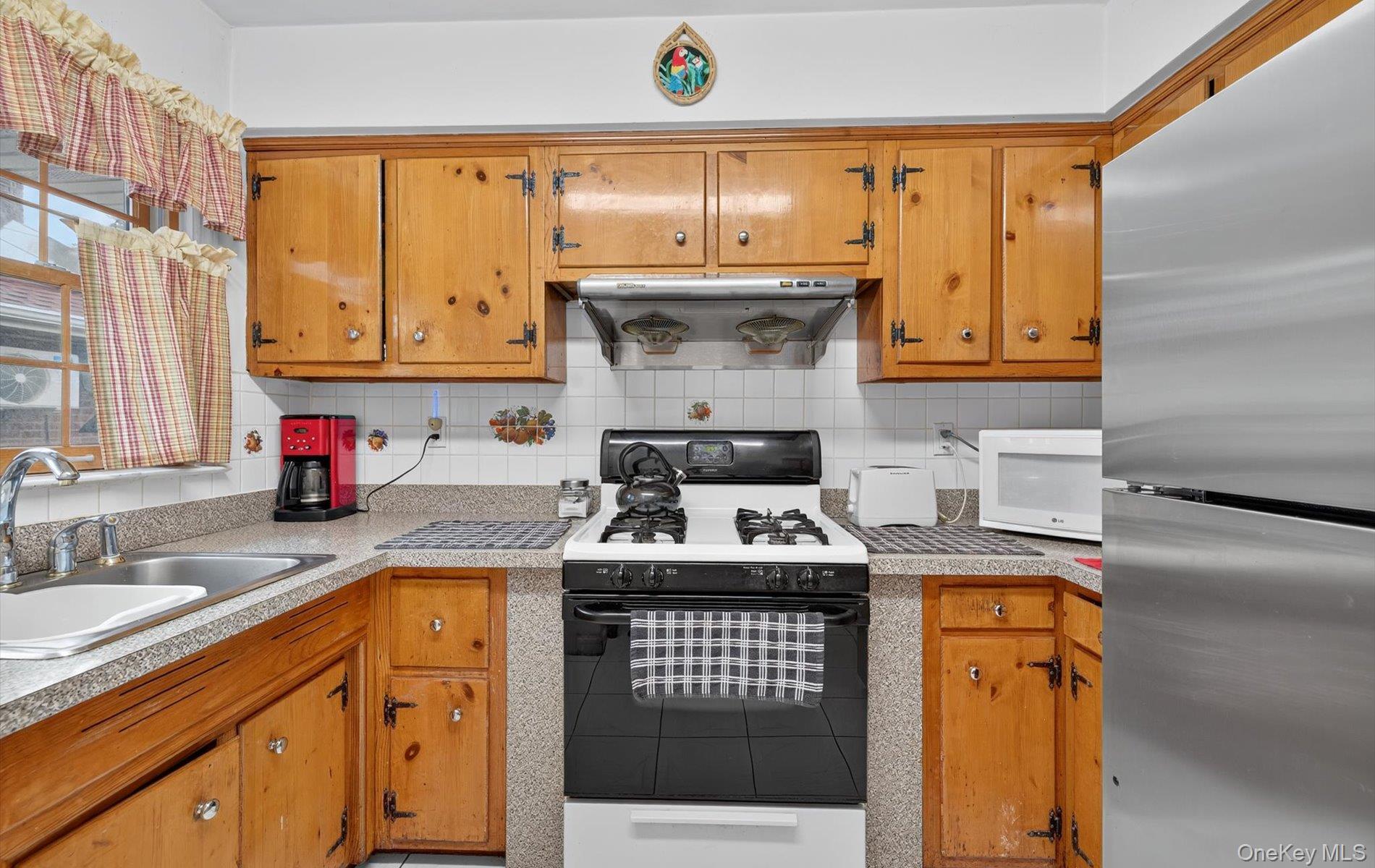 82-39 232nd Street, Bellerose, NY 11427