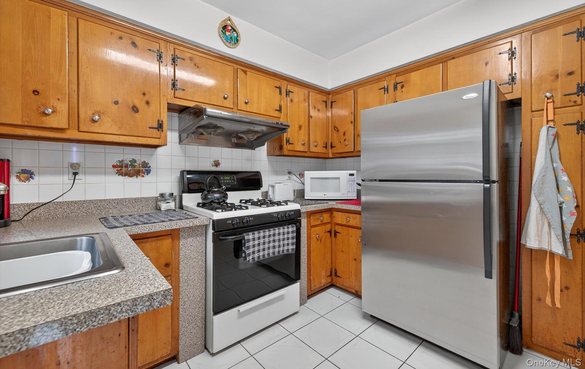 82-39 232nd Street, Bellerose, NY 11427