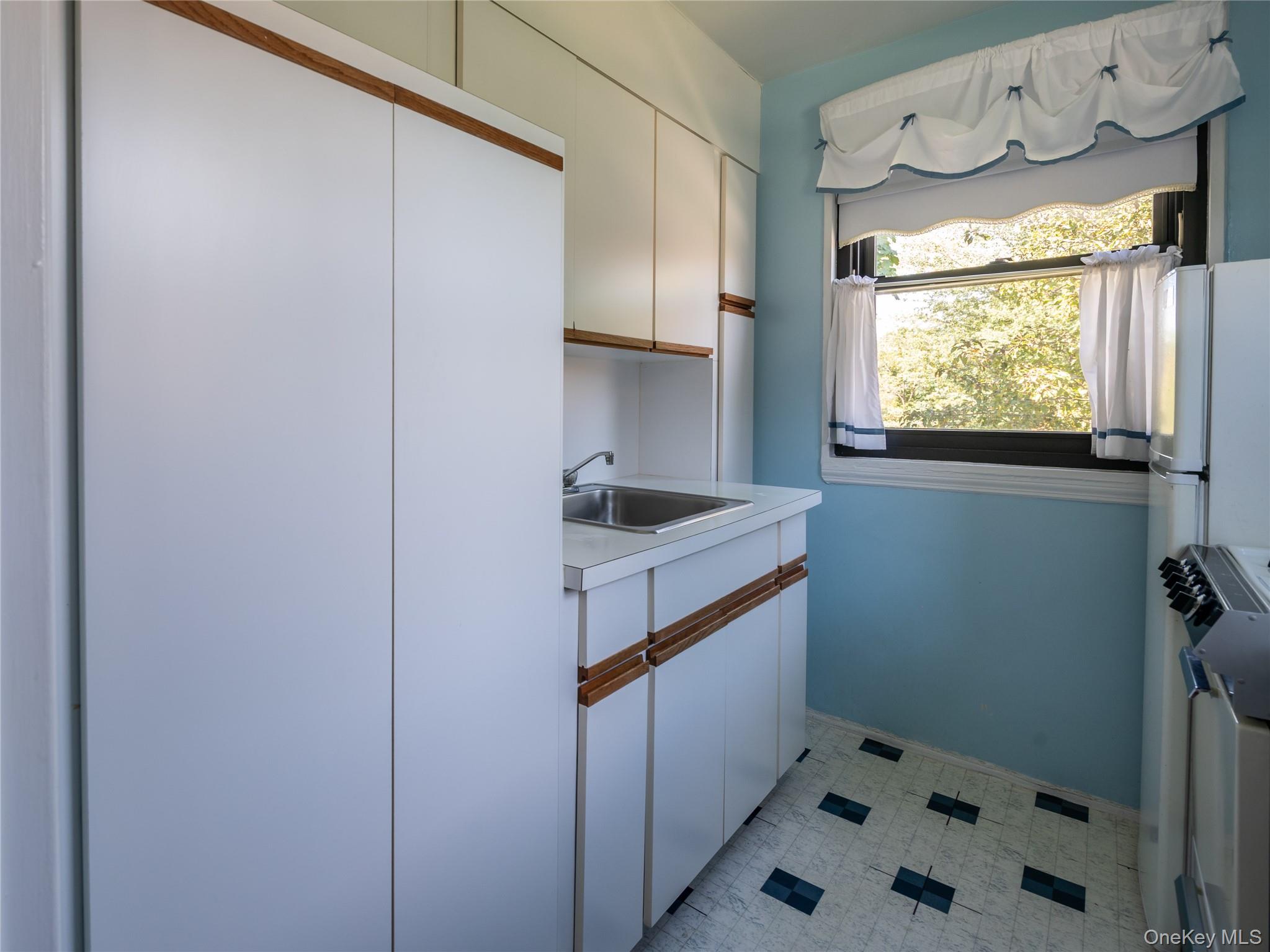 244-16 57 Drive # 2nd Floor, Douglaston, NY 11362