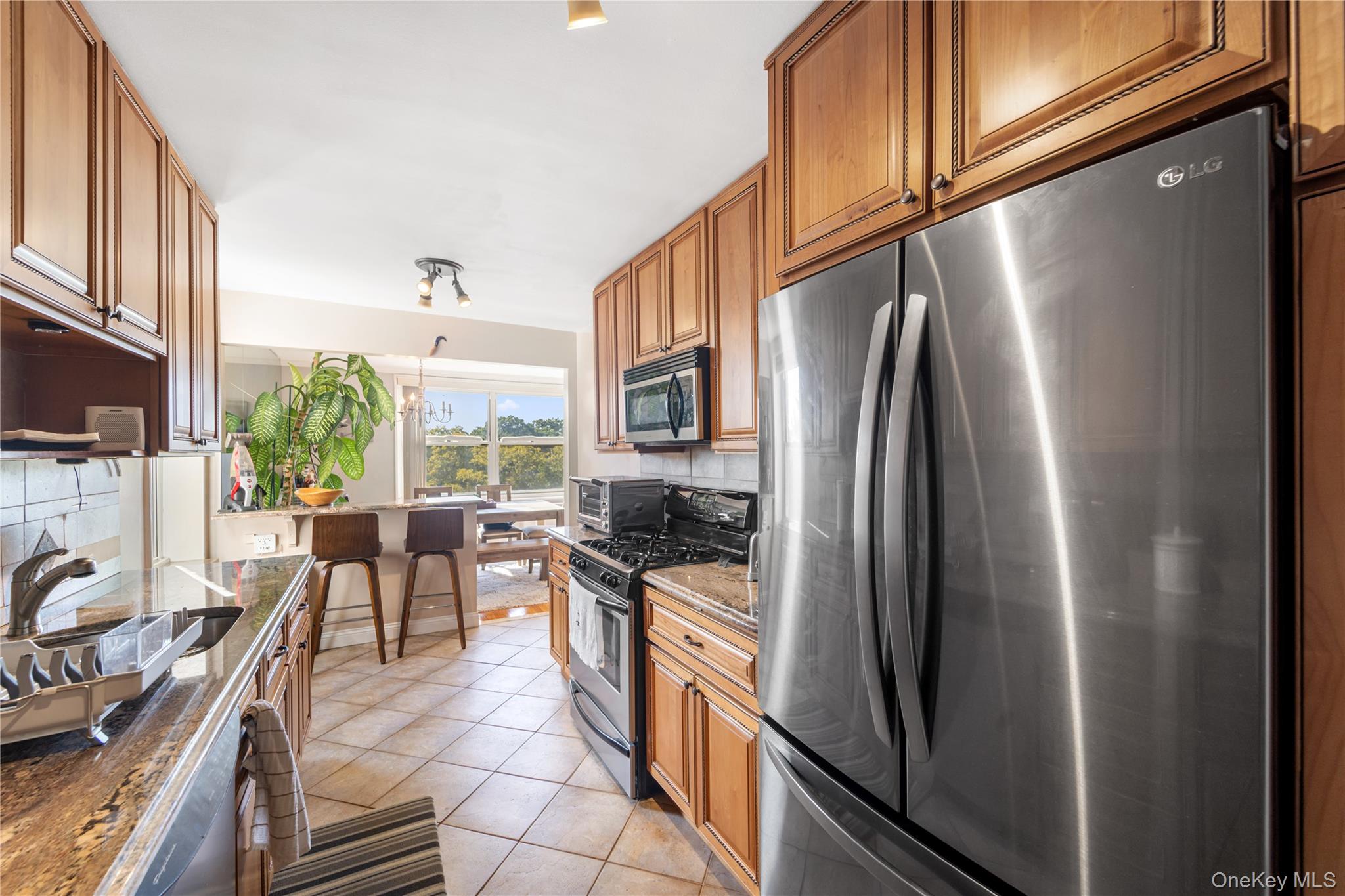 211-40 18th Avenue # 6J, Bayside, NY 11360