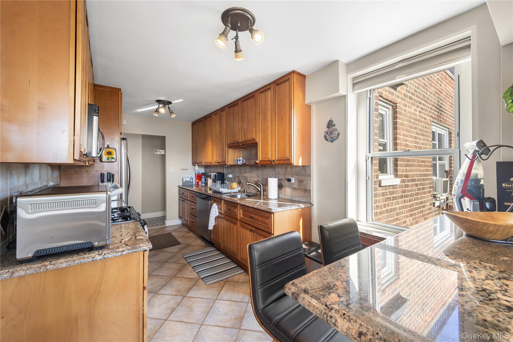 211-40 18th Avenue # 6J, Bayside, NY 11360