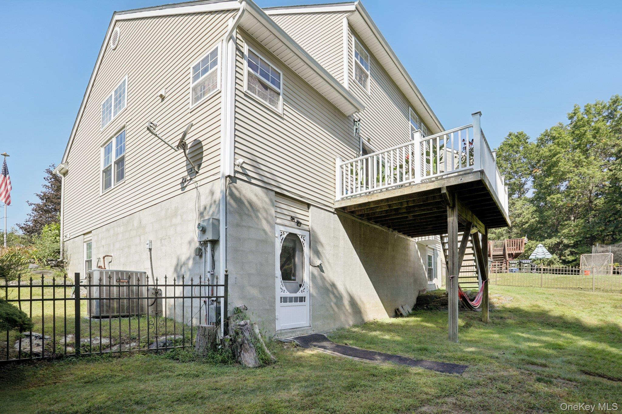 30 Reed Court, Washingtonville, NY 10992