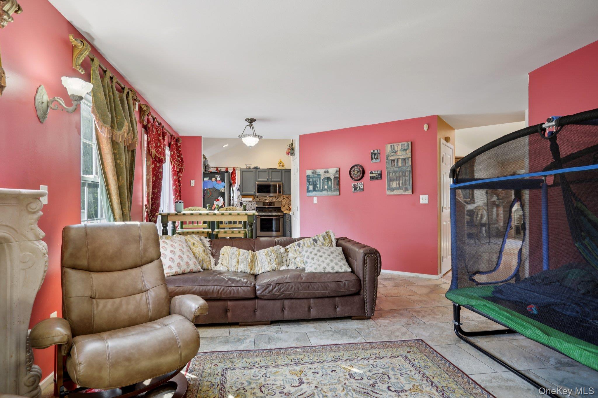 30 Reed Court, Washingtonville, NY 10992