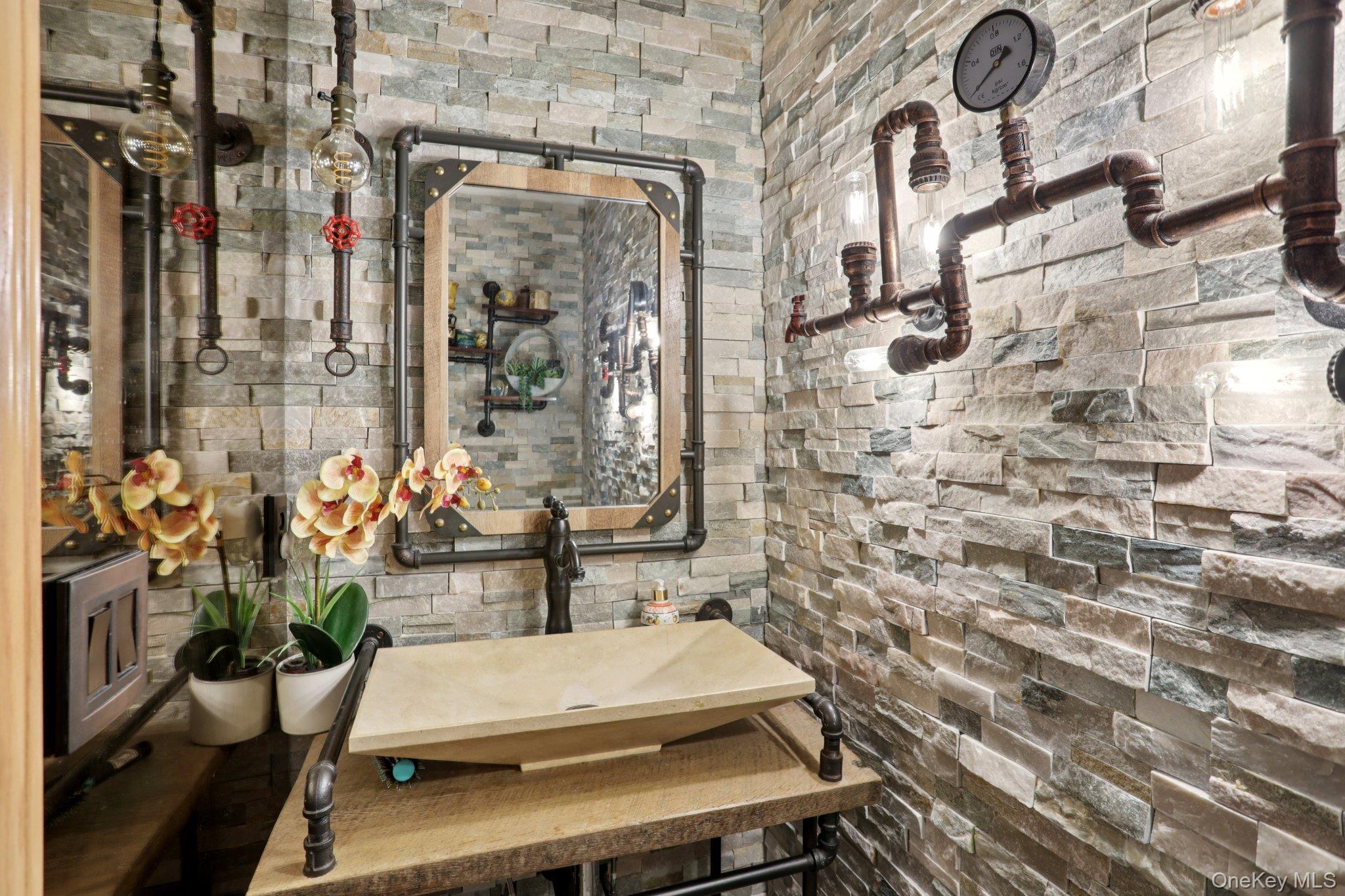 30 Reed Court, Washingtonville, NY 10992