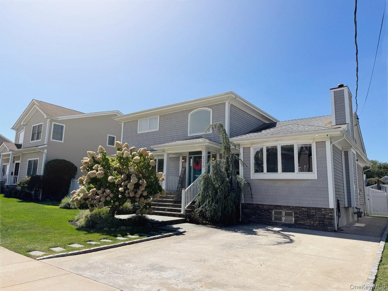 2370 Narraganset Avenue, Seaford, NY 11783