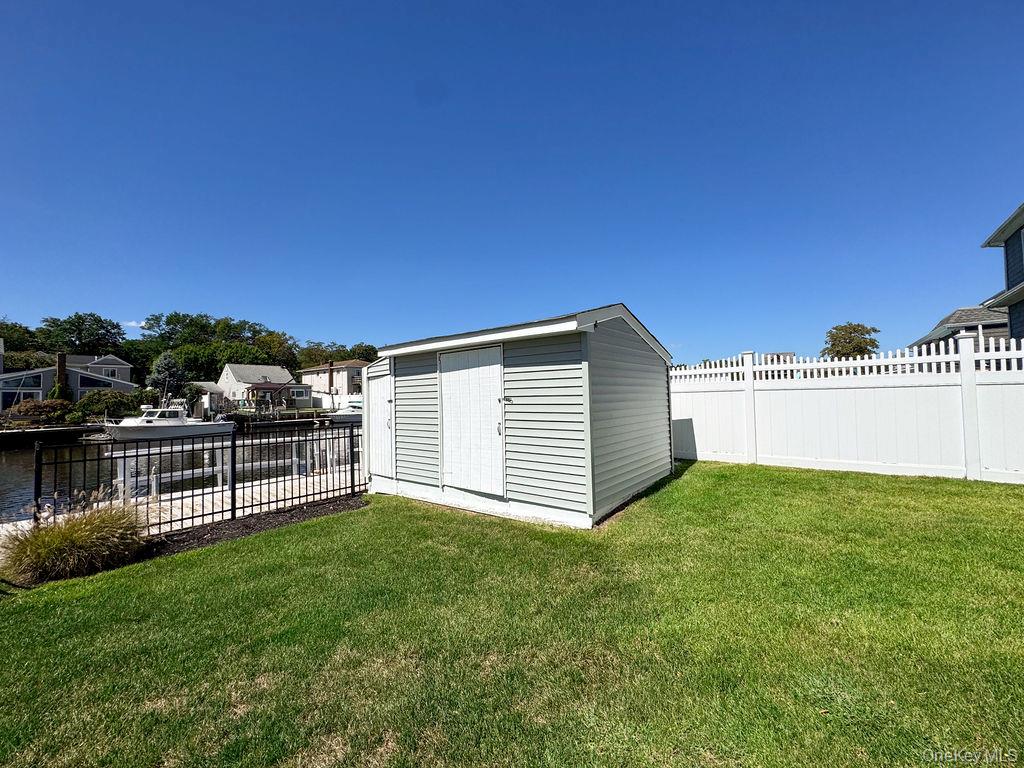 2370 Narraganset Avenue, Seaford, NY 11783