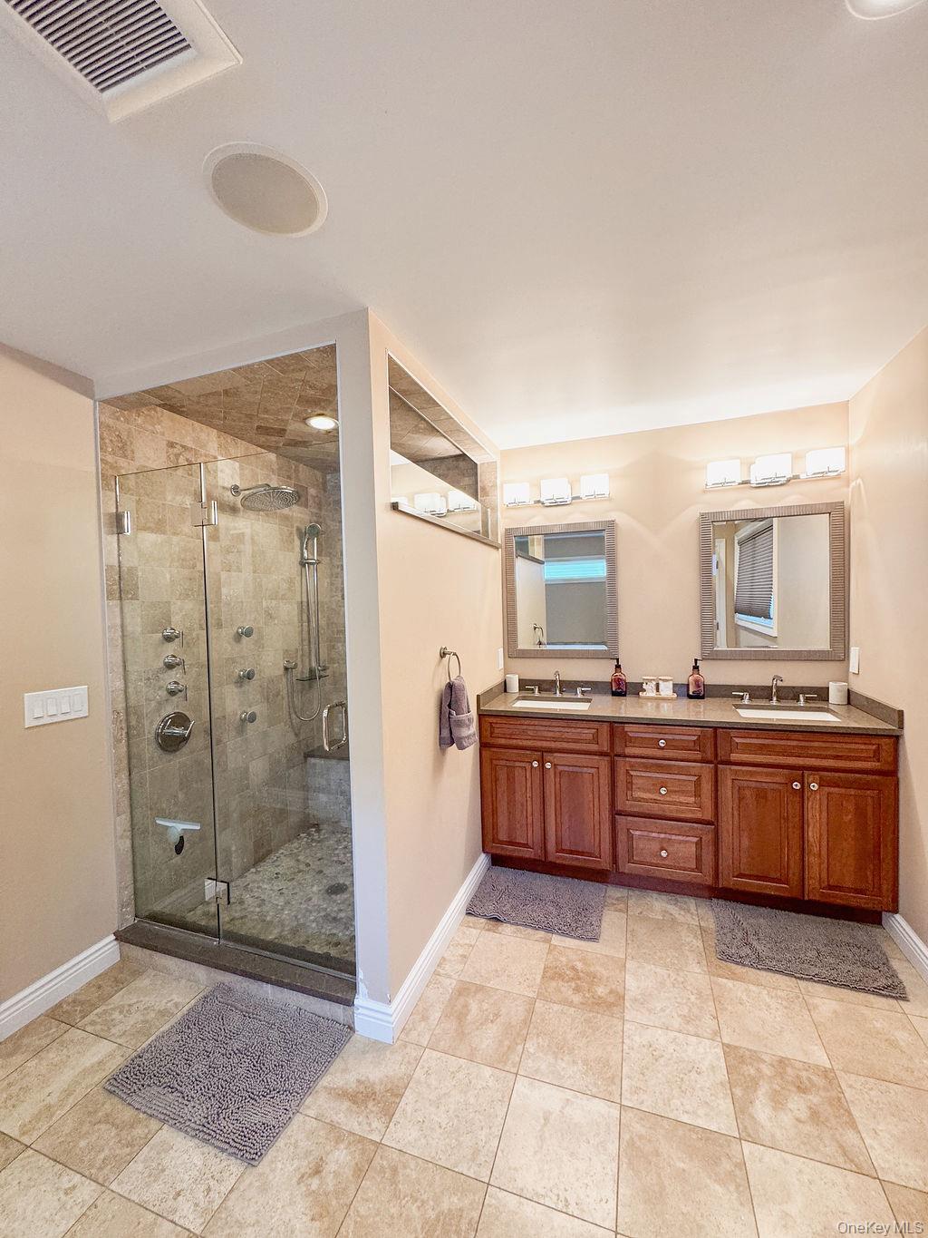 2370 Narraganset Avenue, Seaford, NY 11783