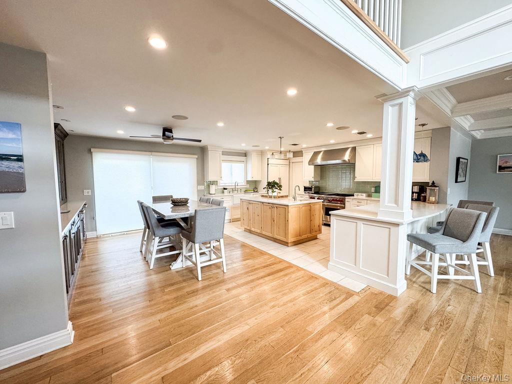 2370 Narraganset Avenue, Seaford, NY 11783