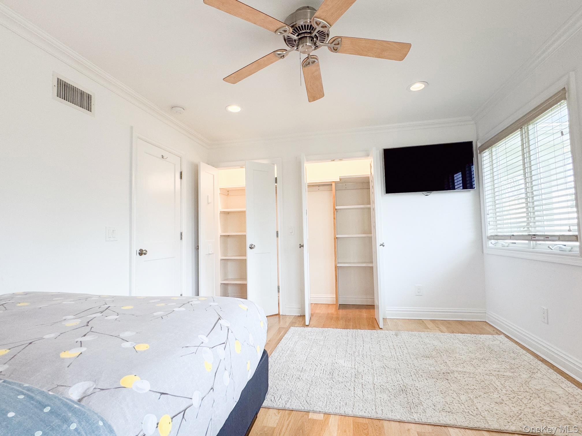 2370 Narraganset Avenue, Seaford, NY 11783