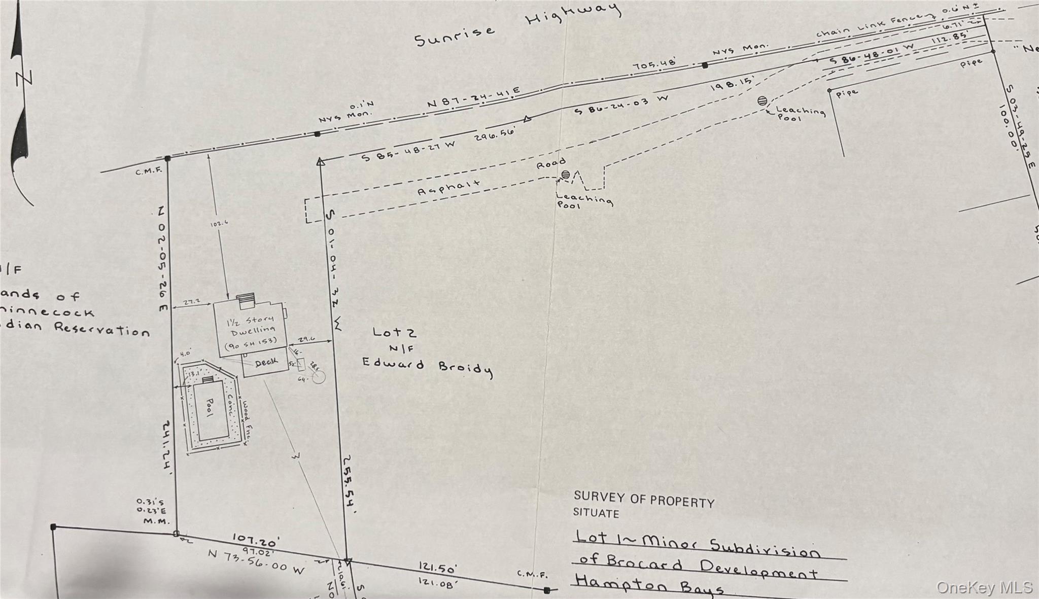 27 Newtown Court, Hampton Bays, NY 11946