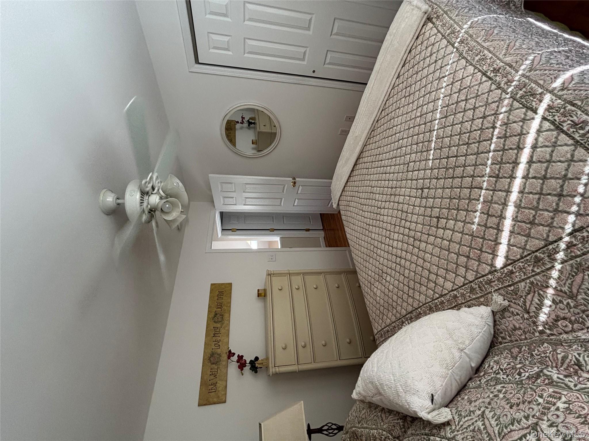 27 Newtown Court, Hampton Bays, NY 11946