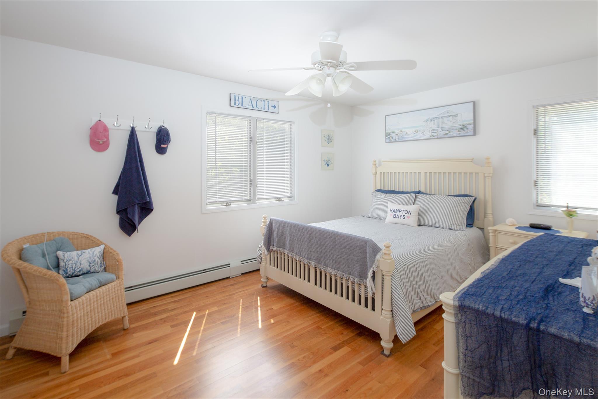 27 Newtown Court, Hampton Bays, NY 11946