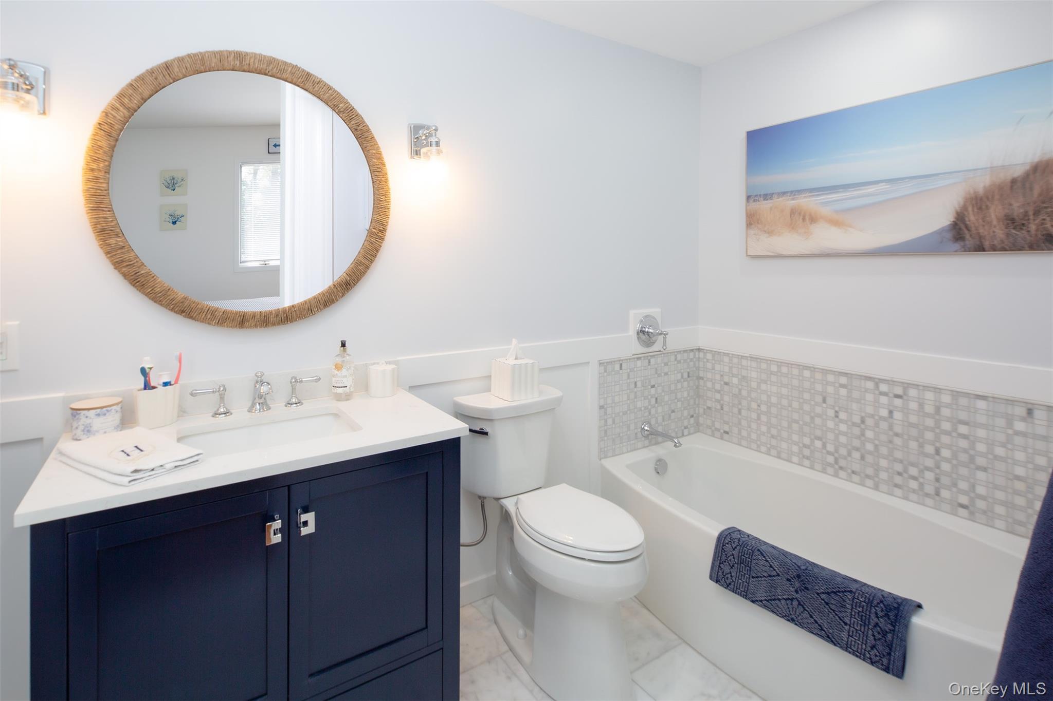 27 Newtown Court, Hampton Bays, NY 11946