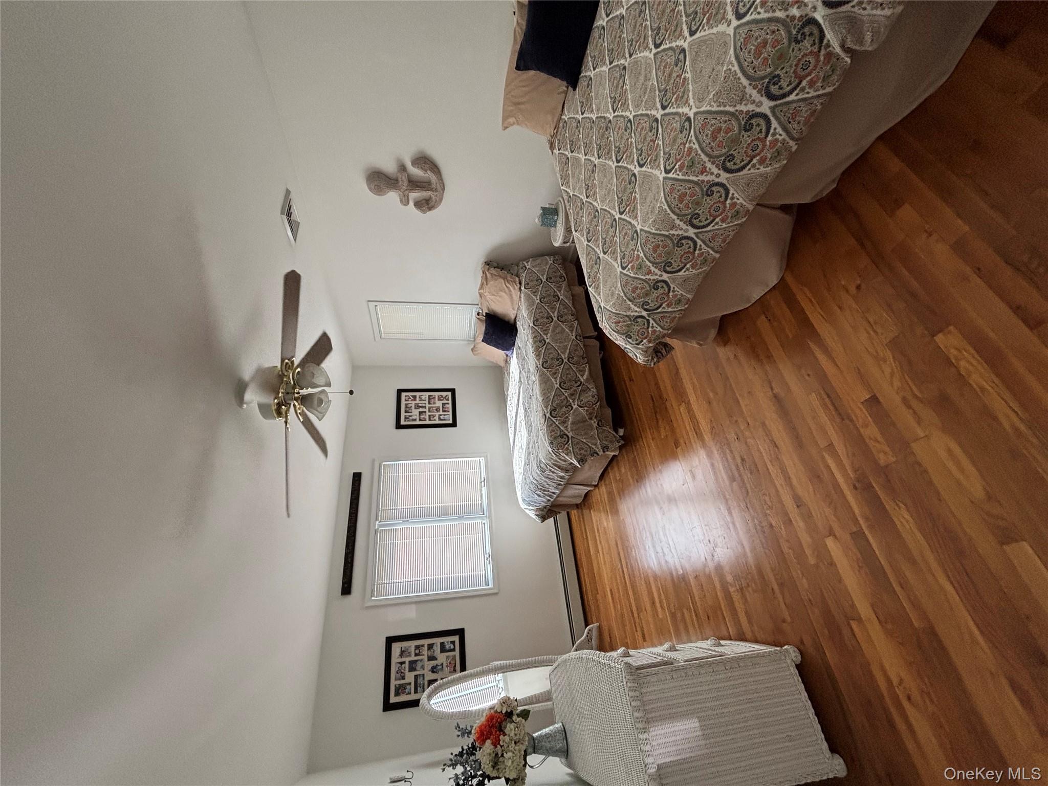 27 Newtown Court, Hampton Bays, NY 11946