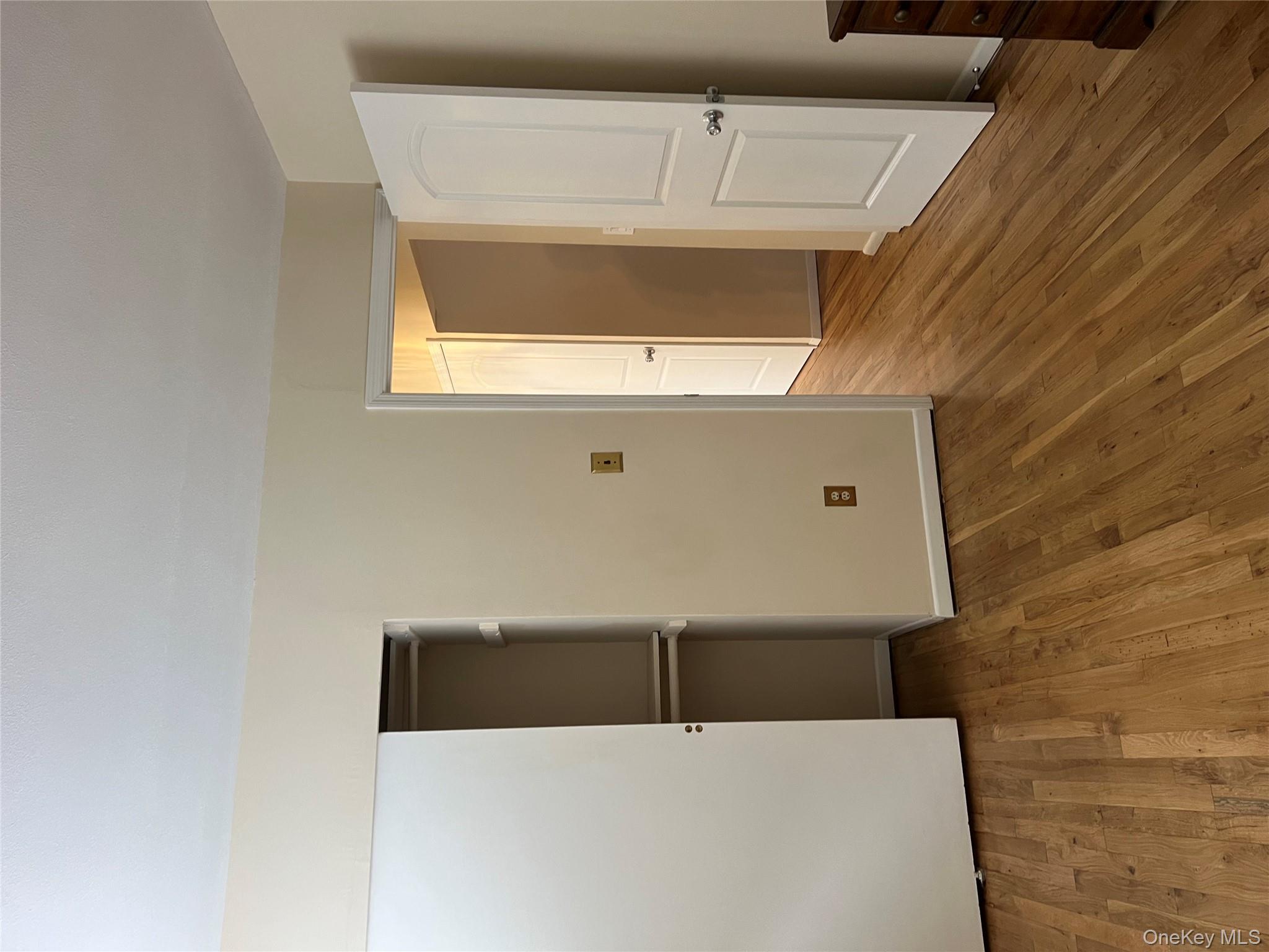 1727 Pine Grove Boulevard, Bay Shore, NY 11706