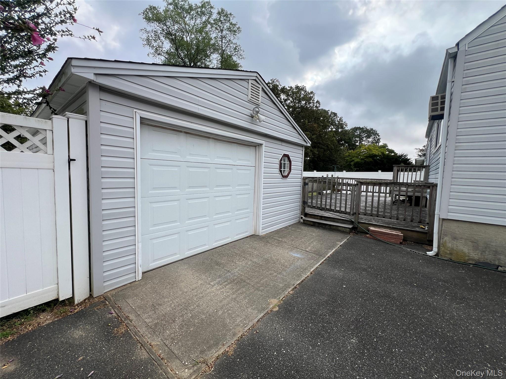 1727 Pine Grove Boulevard, Bay Shore, NY 11706