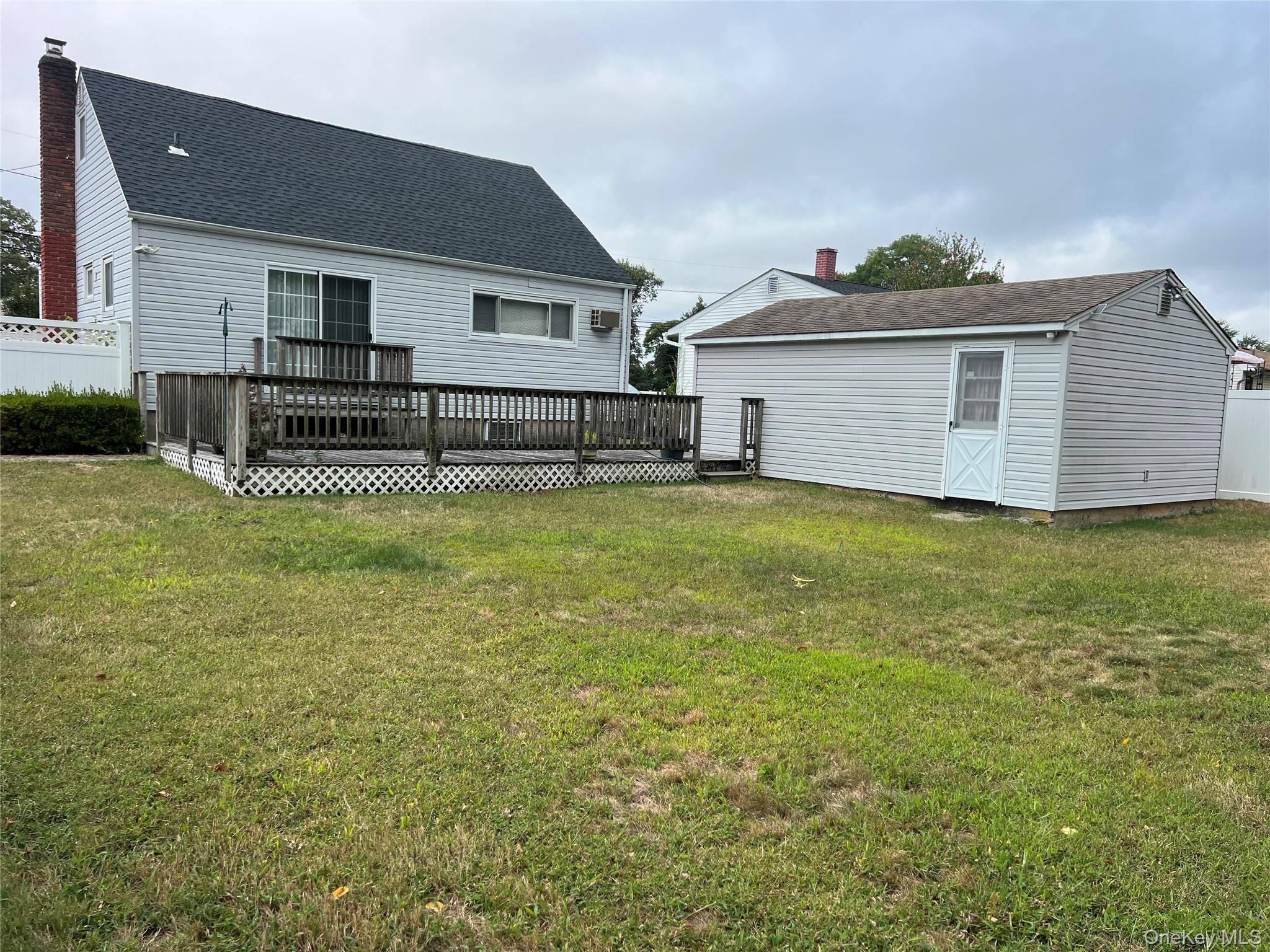 1727 Pine Grove Boulevard, Bay Shore, NY 11706