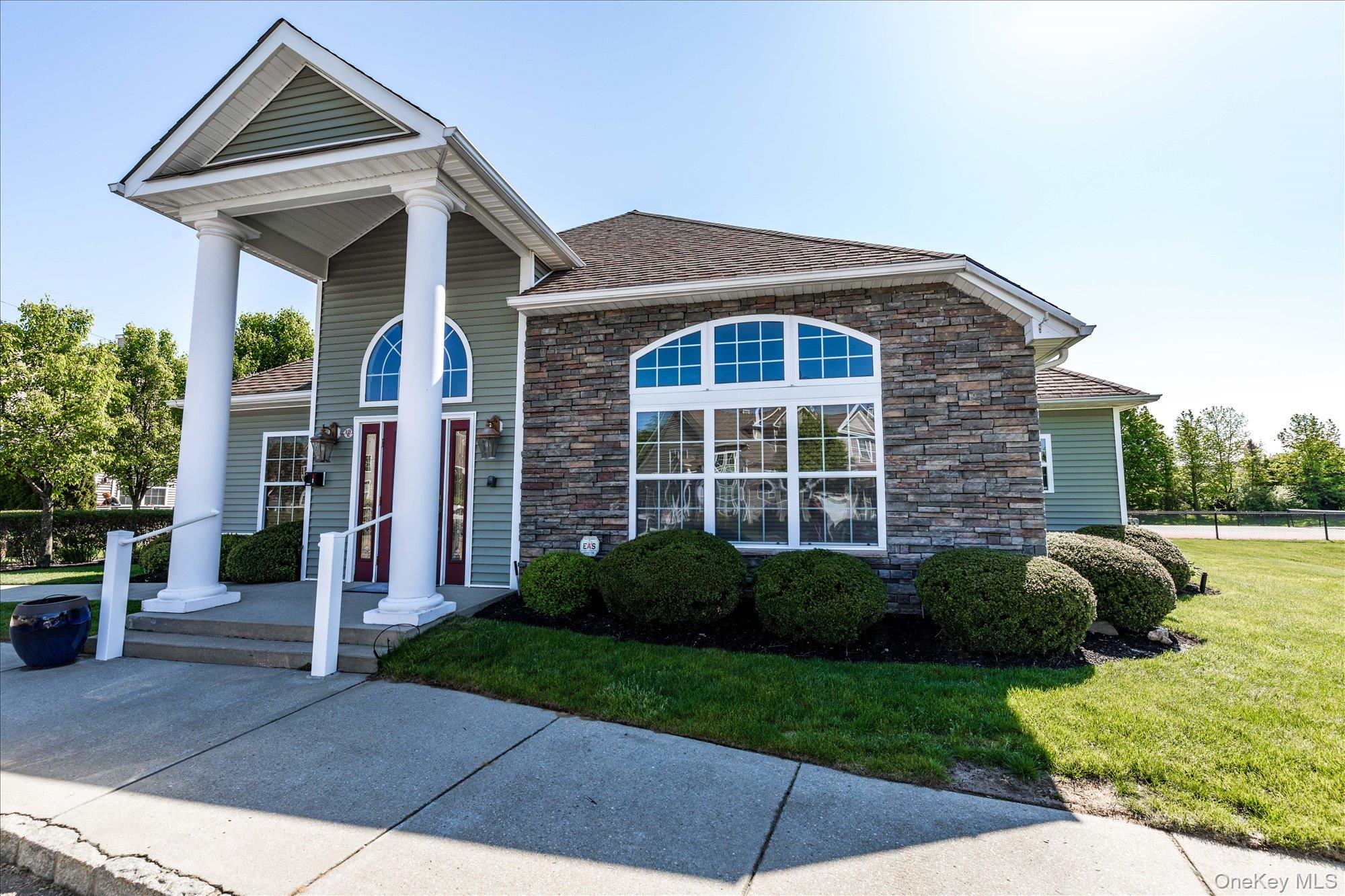 43 Halley Lane, Miller Place, NY 11764