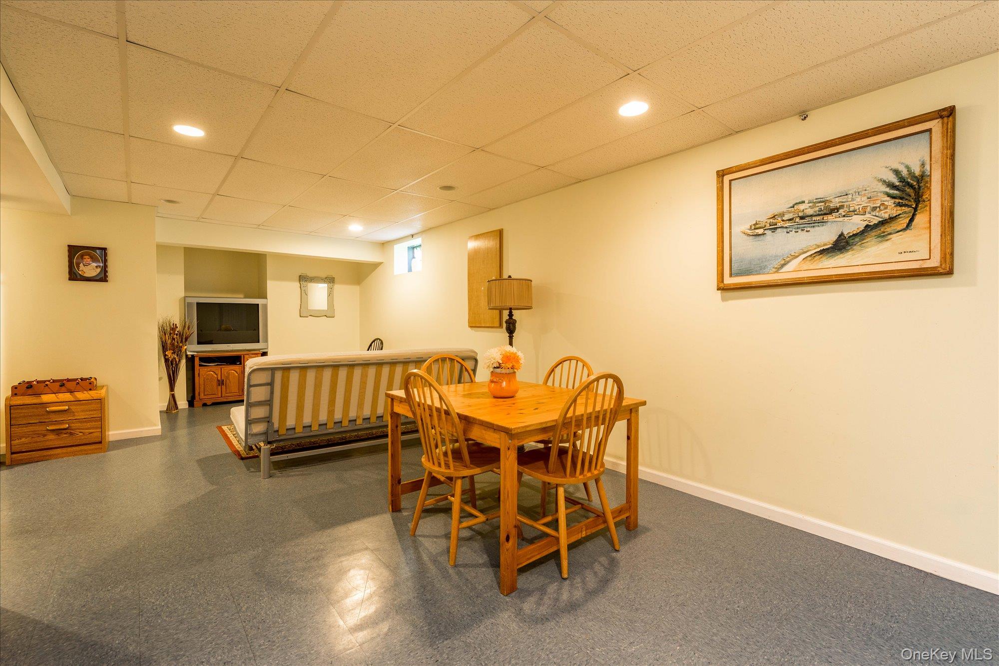 43 Halley Lane, Miller Place, NY 11764