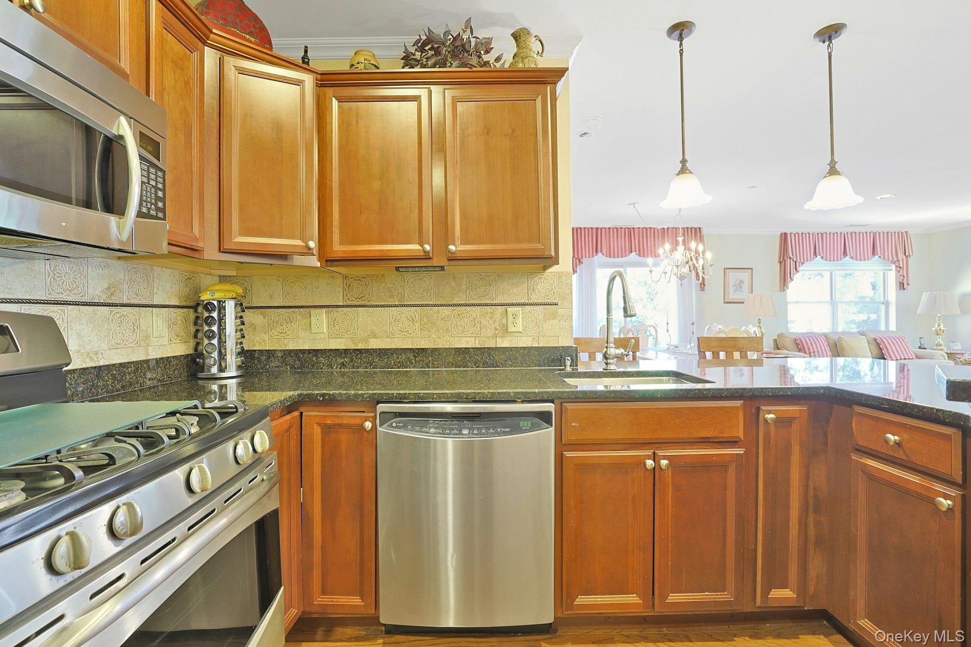 3207 Leeward Drive, Haverstraw, NY 10927