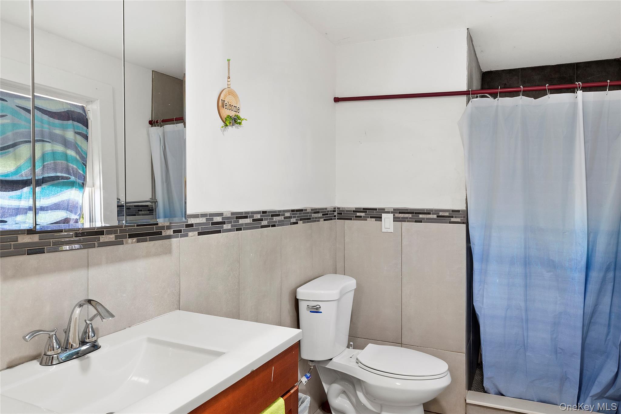 135 Lake Avenue, Flanders, NY 11901