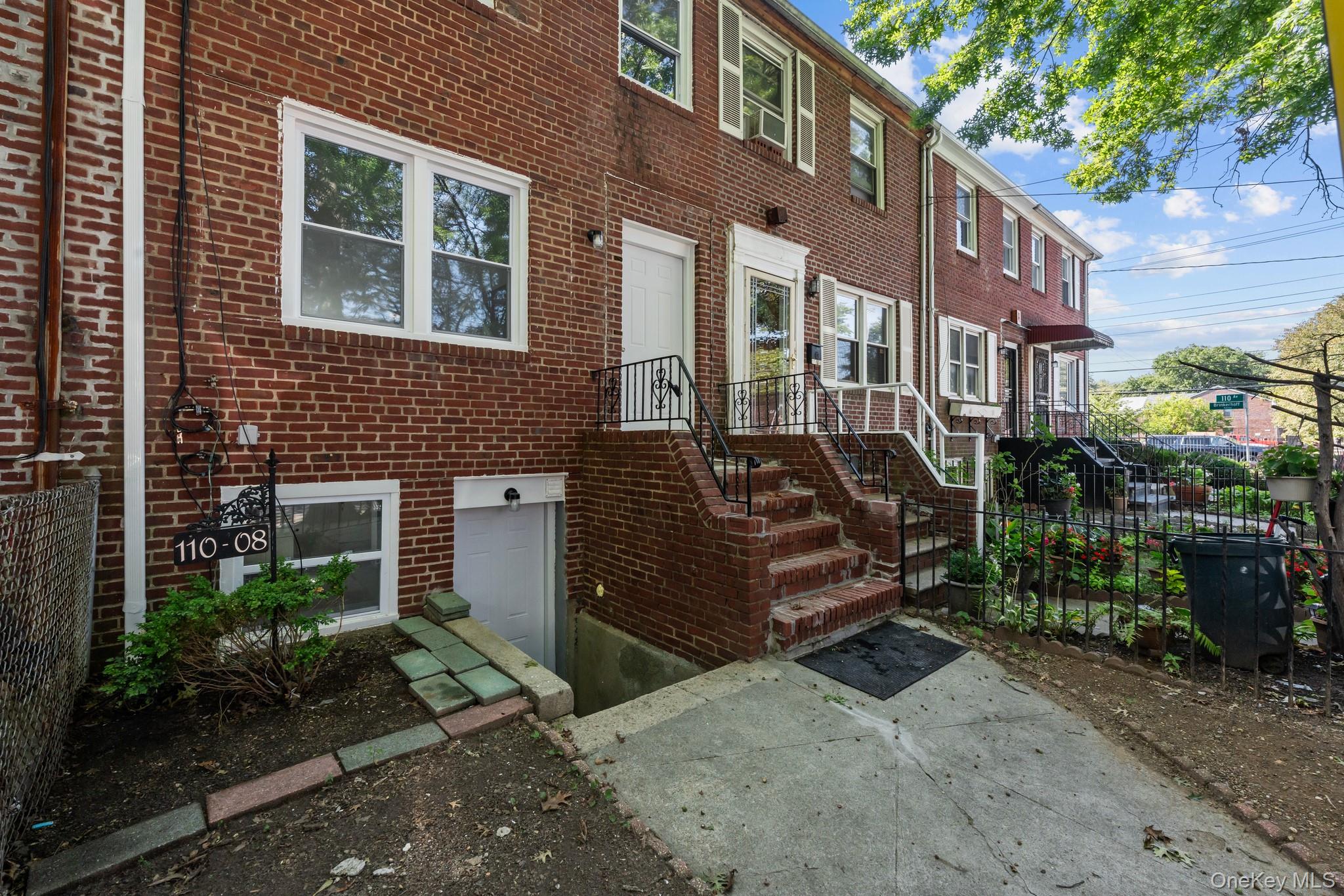 11008 172nd Street, Saint Albans, NY 11433