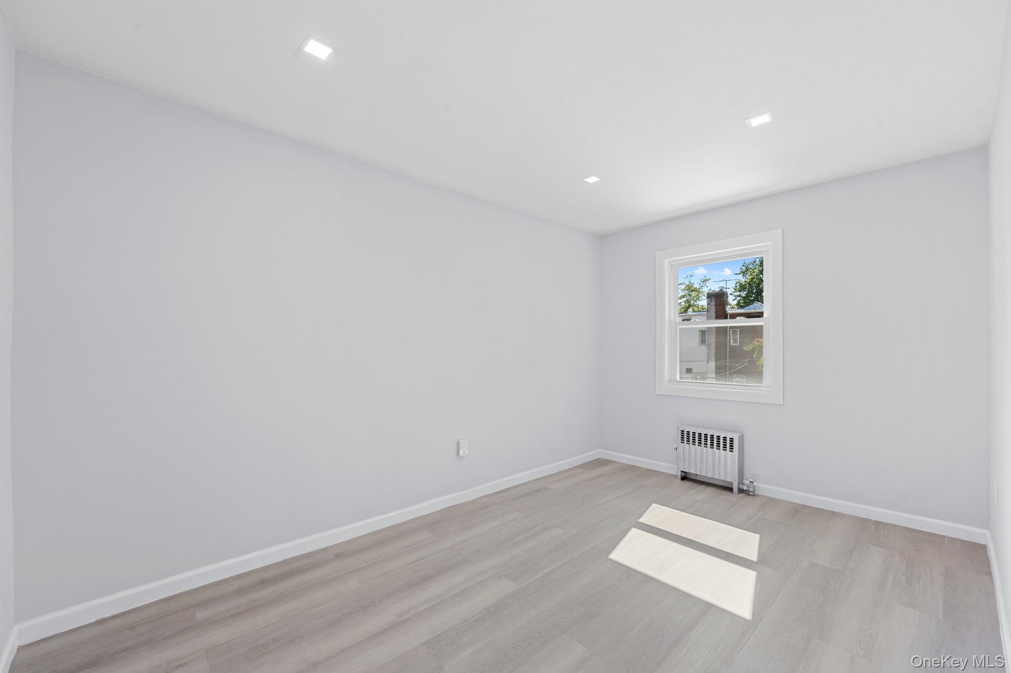 11008 172nd Street, Saint Albans, NY 11433