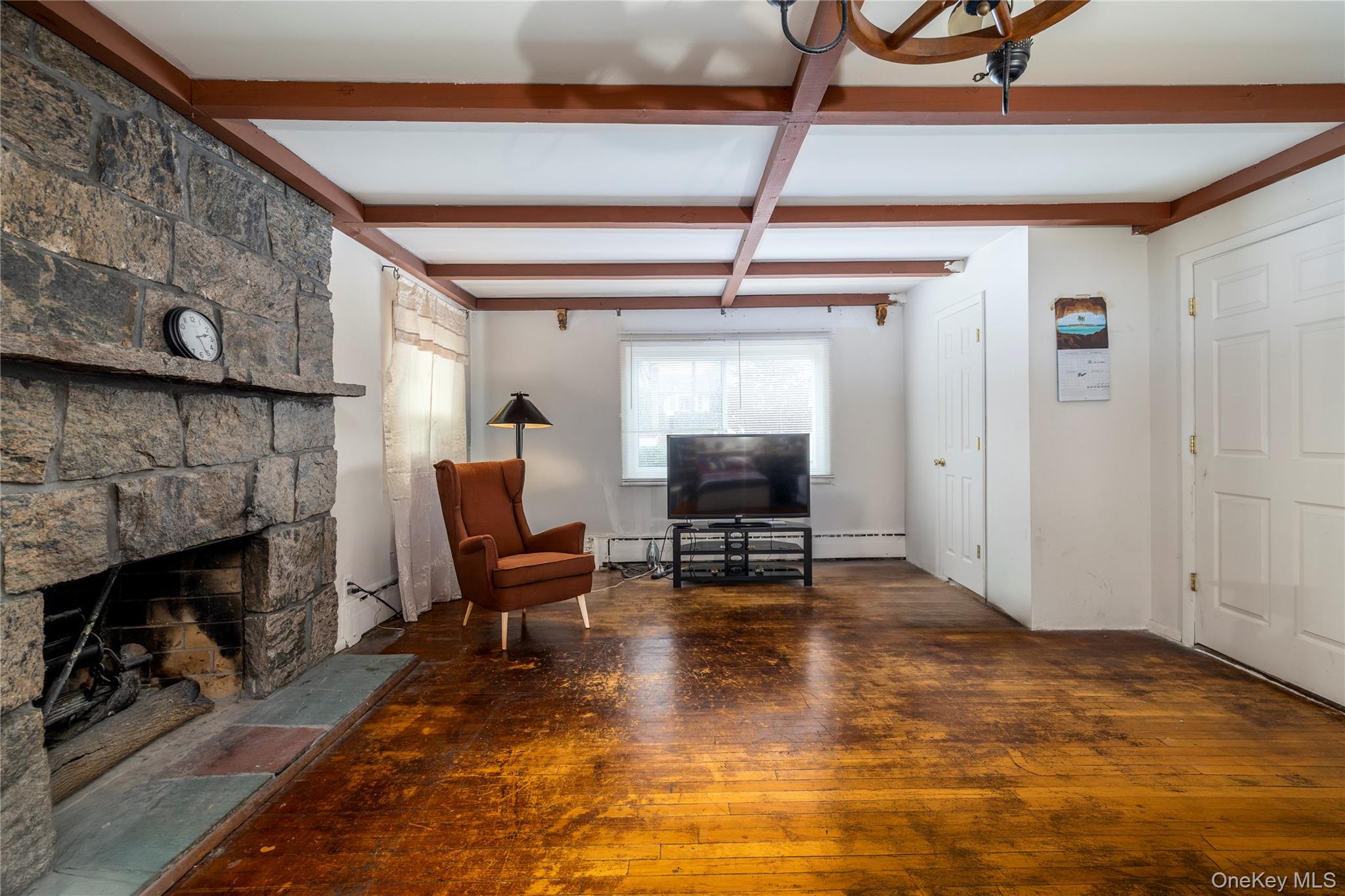 265 Beachview Street, Copiague, NY 11726