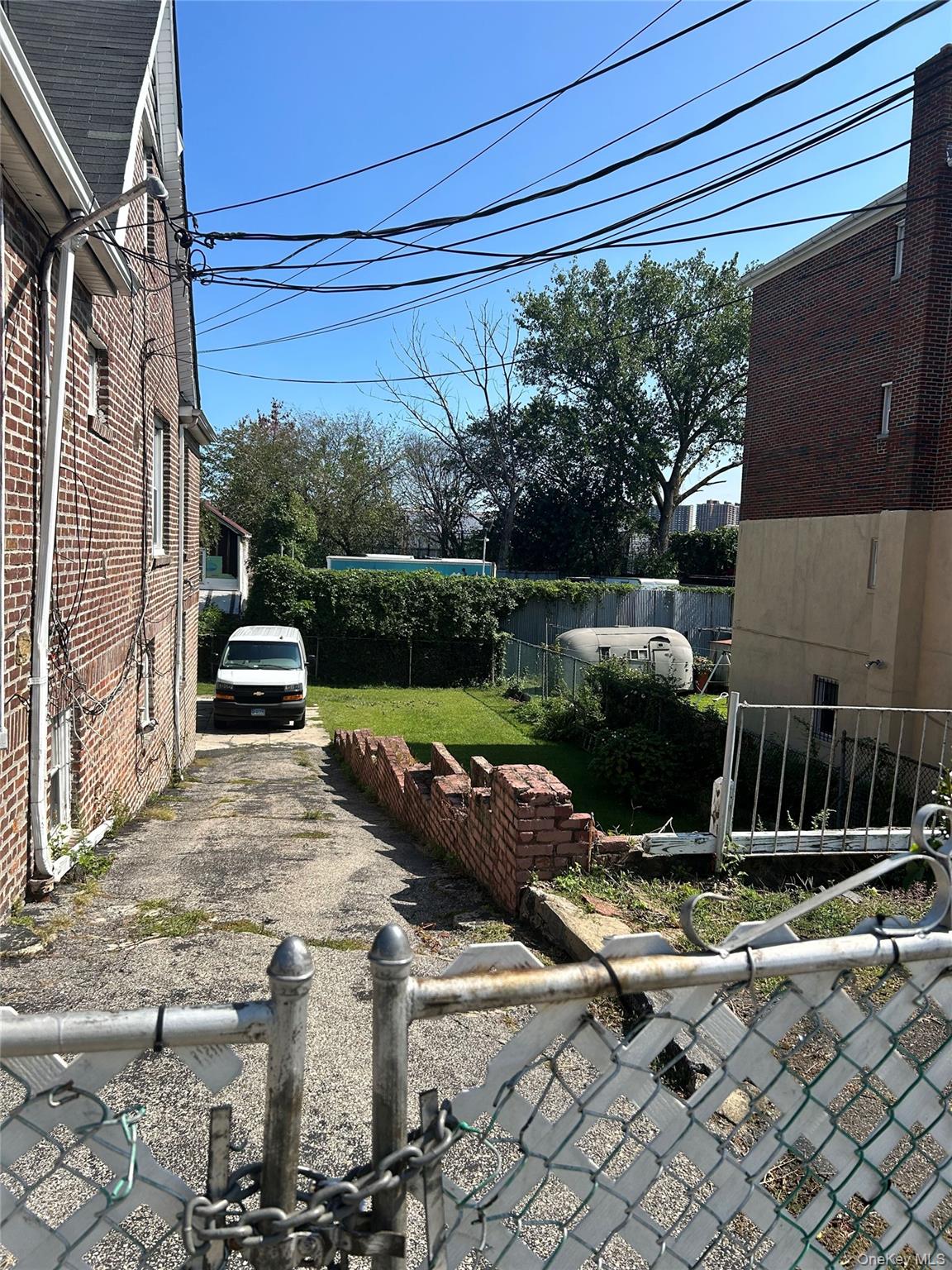 2716 Gunther Avenue, Bronx, NY 10469