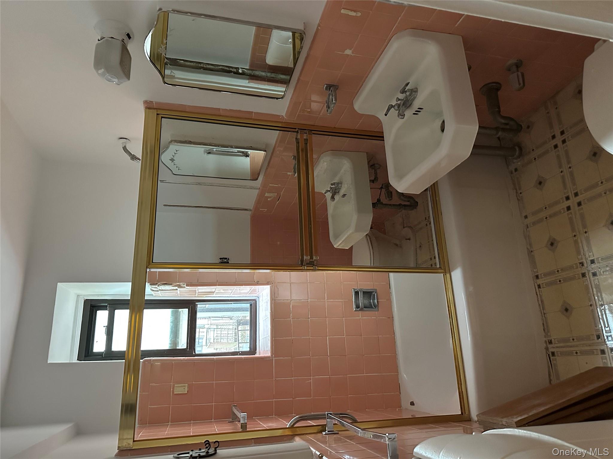 83-25 98th Street # 4T, Woodhaven, NY 11421