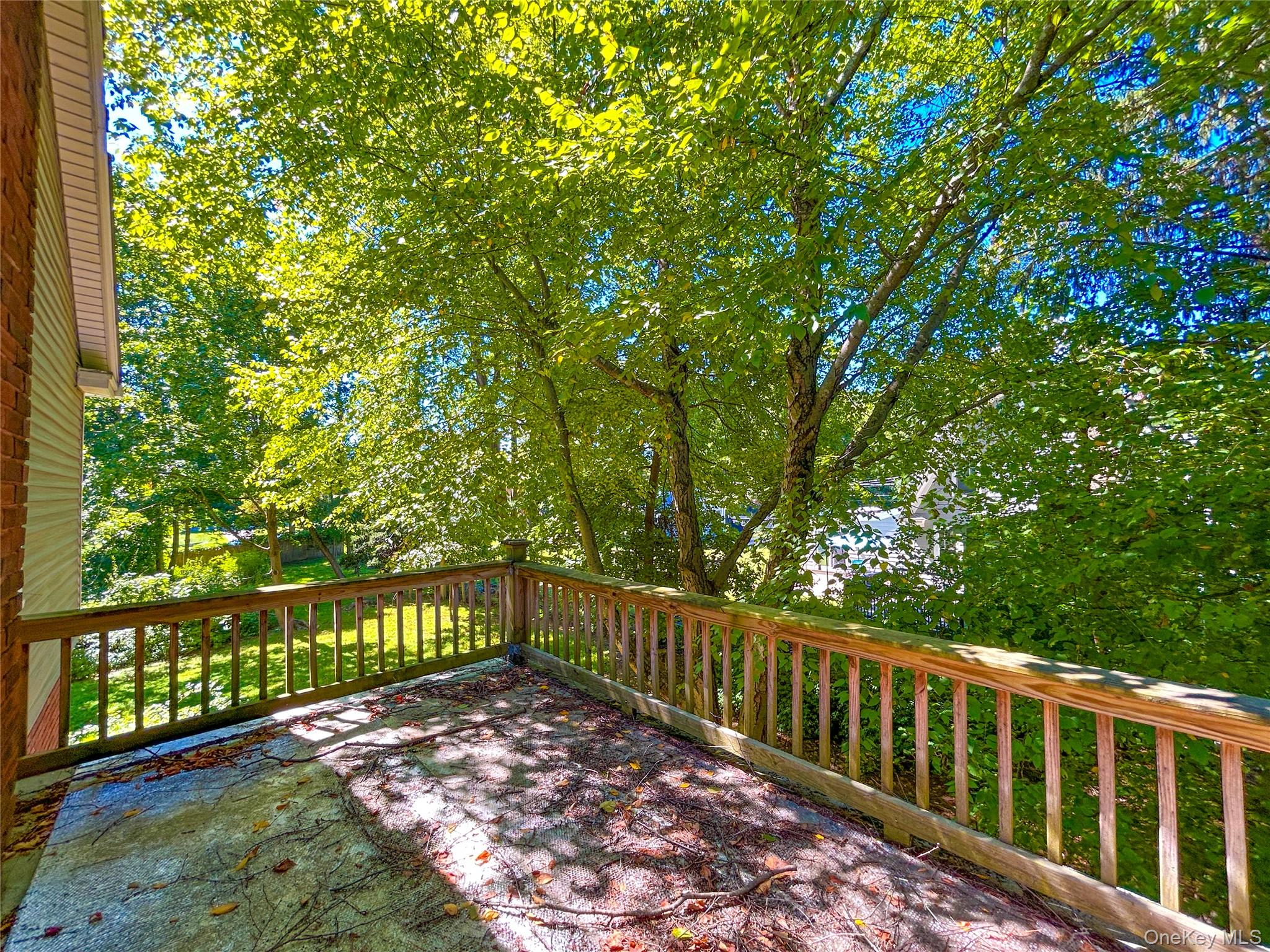 18 Beechwood Park, Poughkeepsie, NY 12601