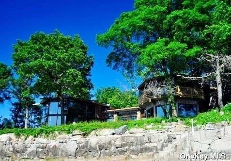 48 Westland Drive, Glen Cove, NY 11542