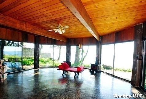 48 Westland Drive, Glen Cove, NY 11542